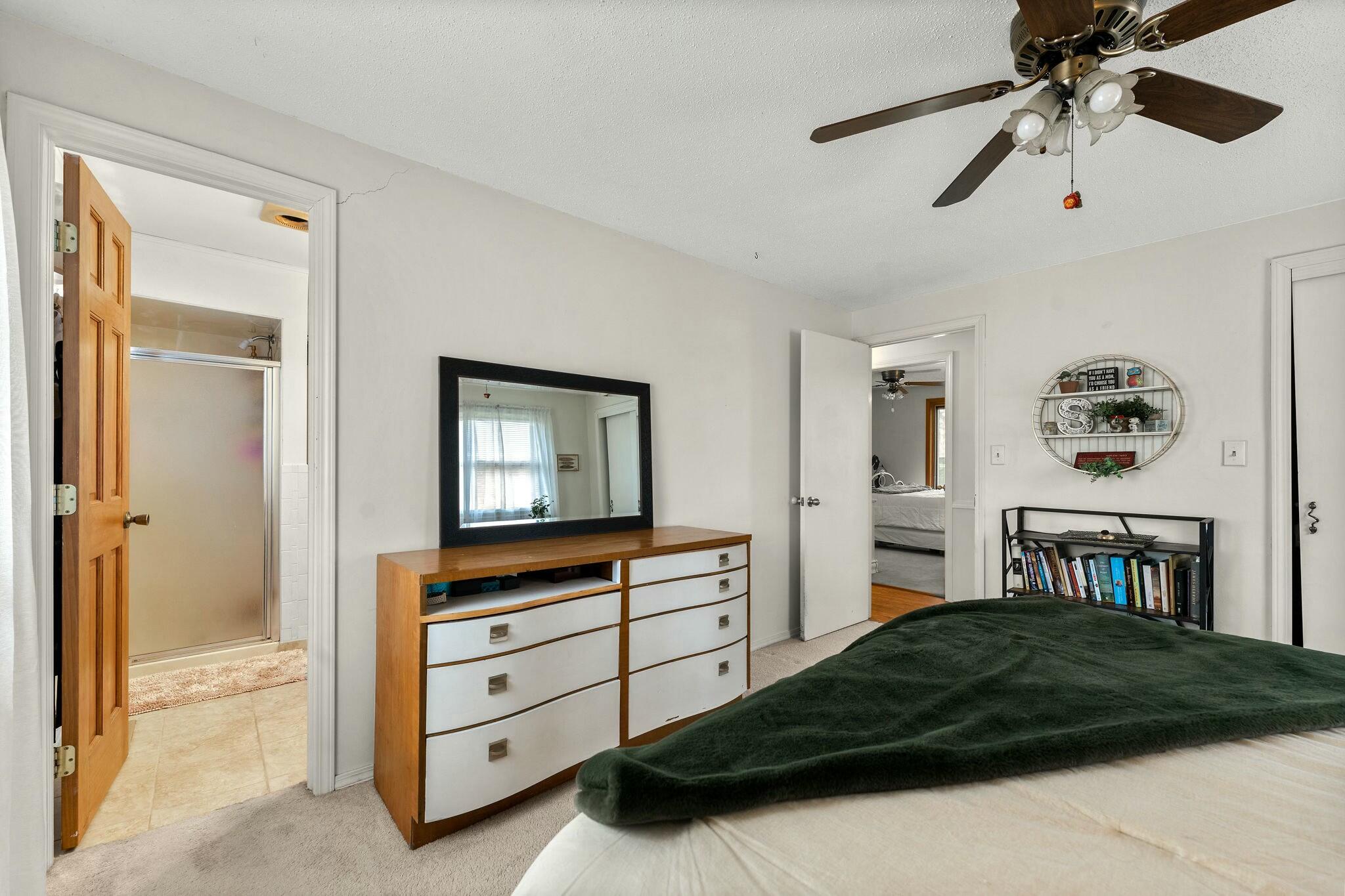 4440 South Ridgecrest Drive Property Photo 18