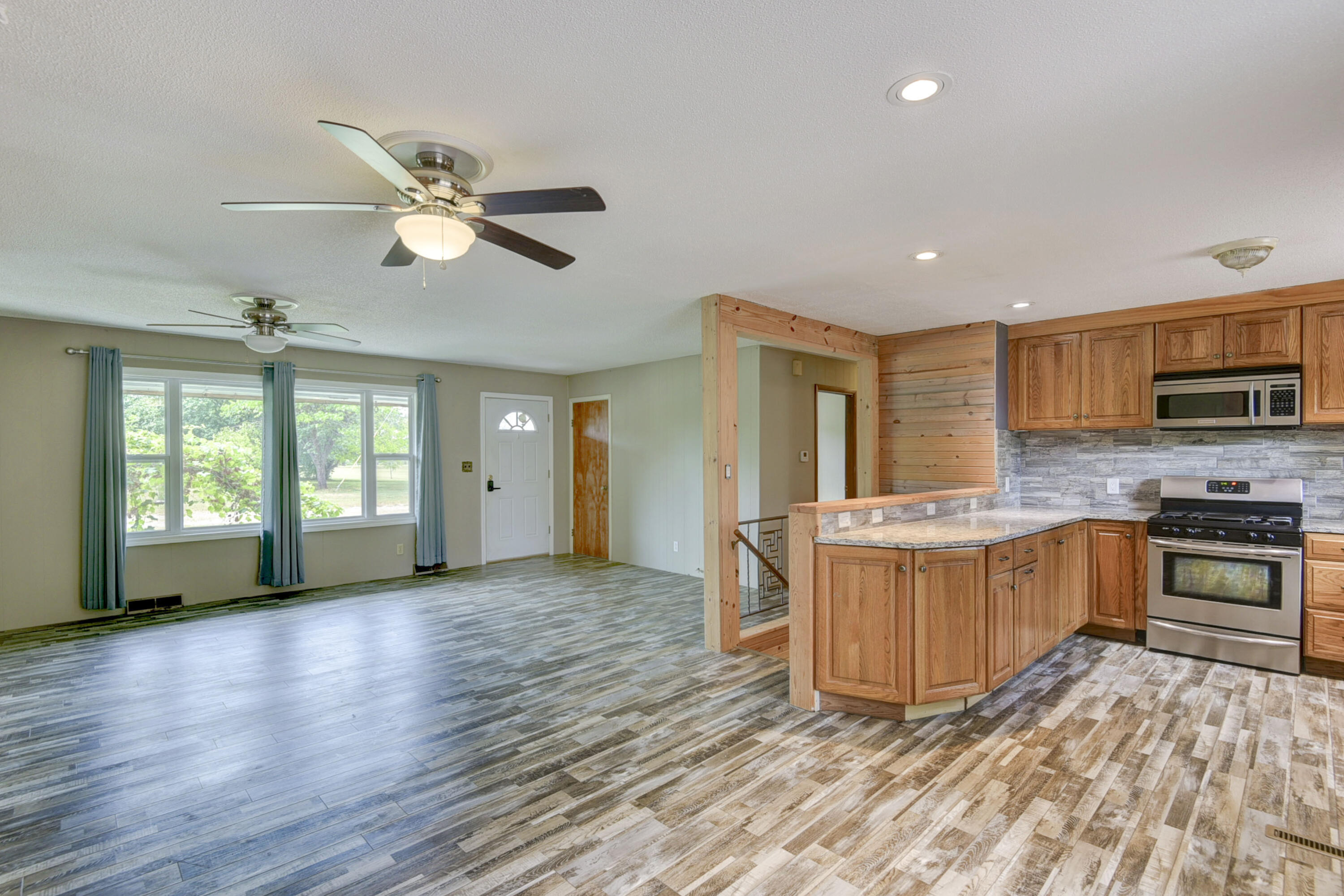 26385 Rustic Road Road Property Photo 4