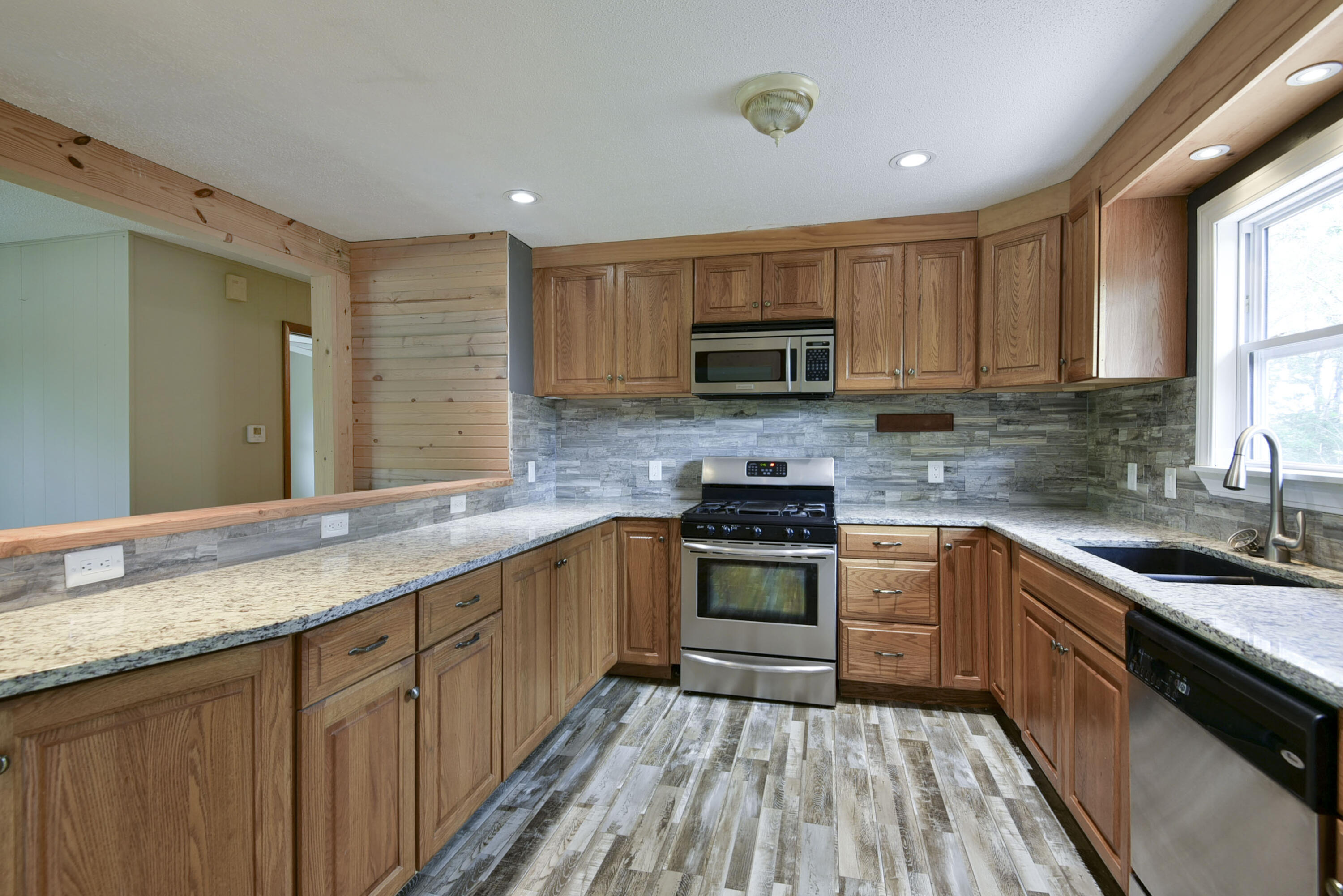 26385 Rustic Road Road Property Photo 8