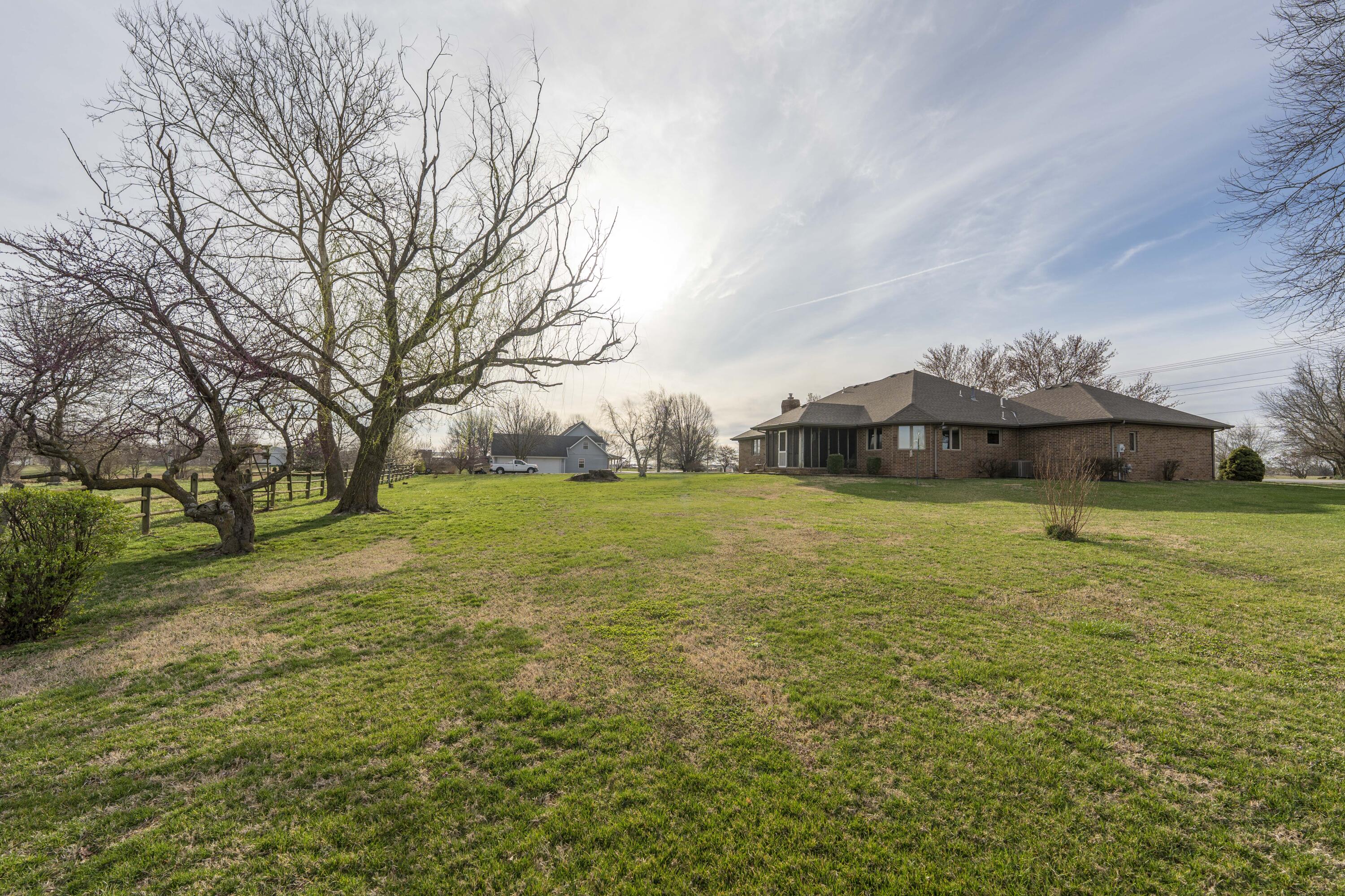 1109 West Tracker Road Property Photo 12