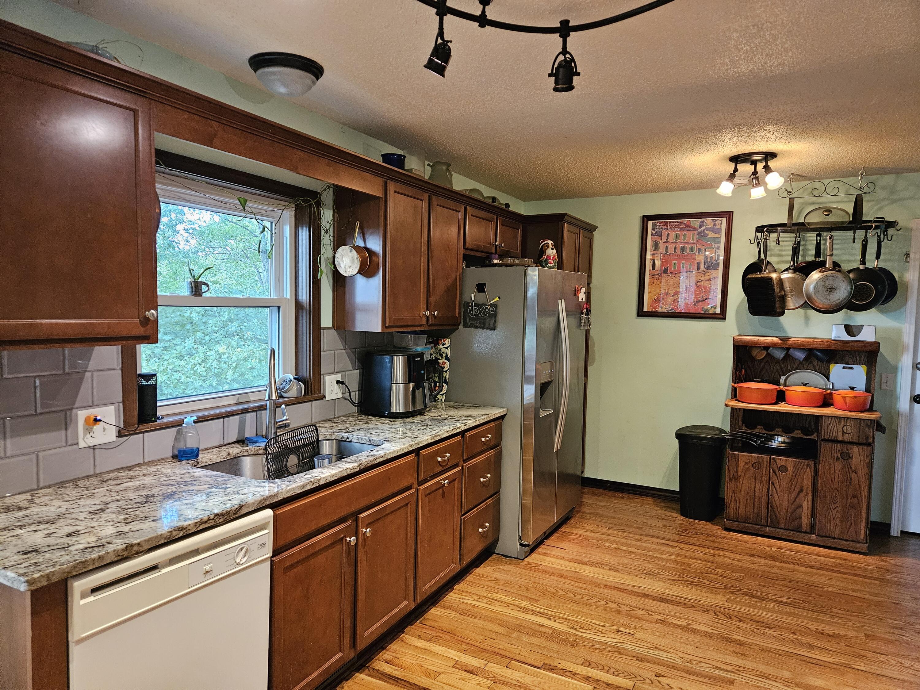 2489 Logan Ridge Road Property Photo 8