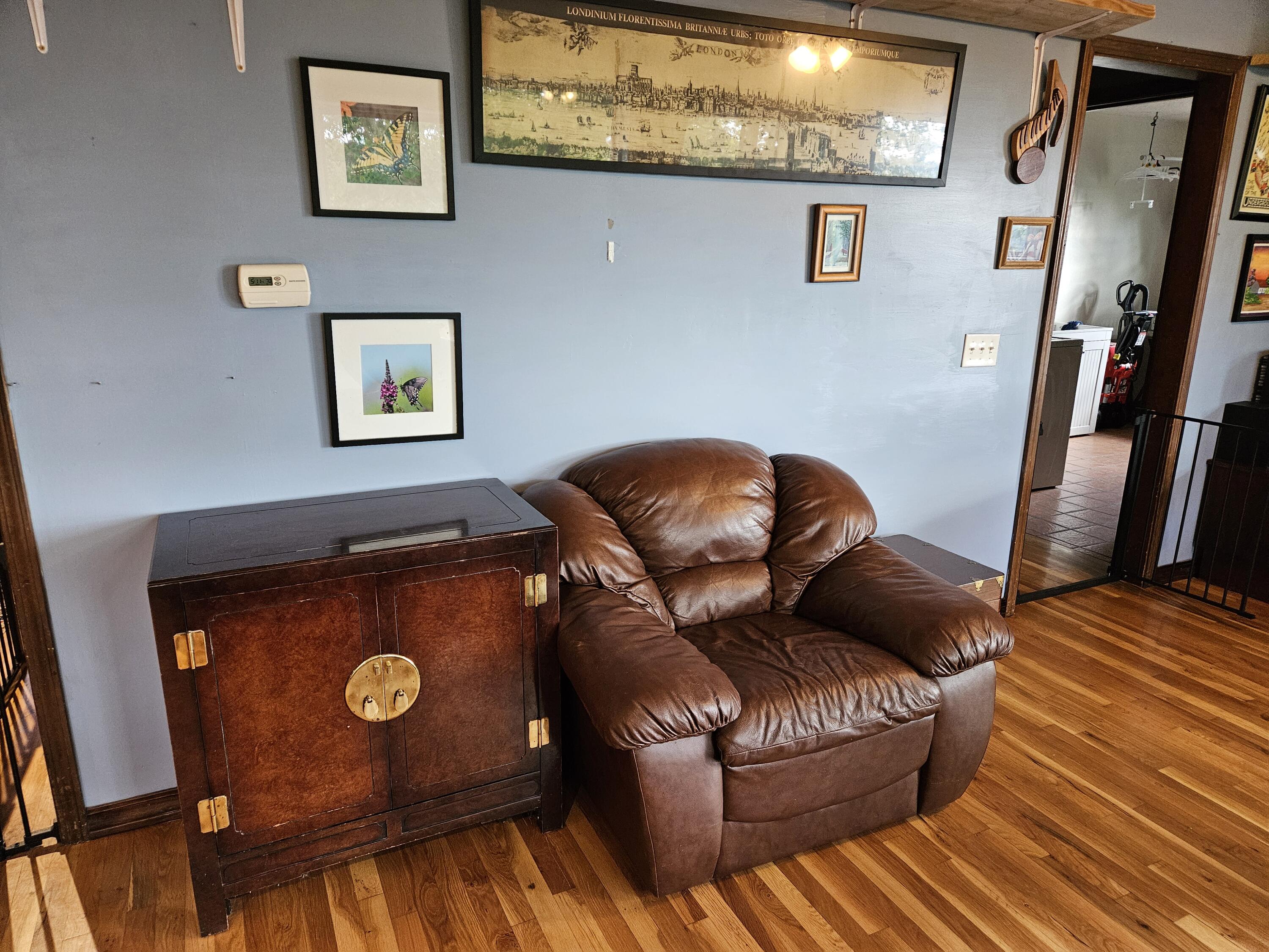 2489 Logan Ridge Road Property Photo 16
