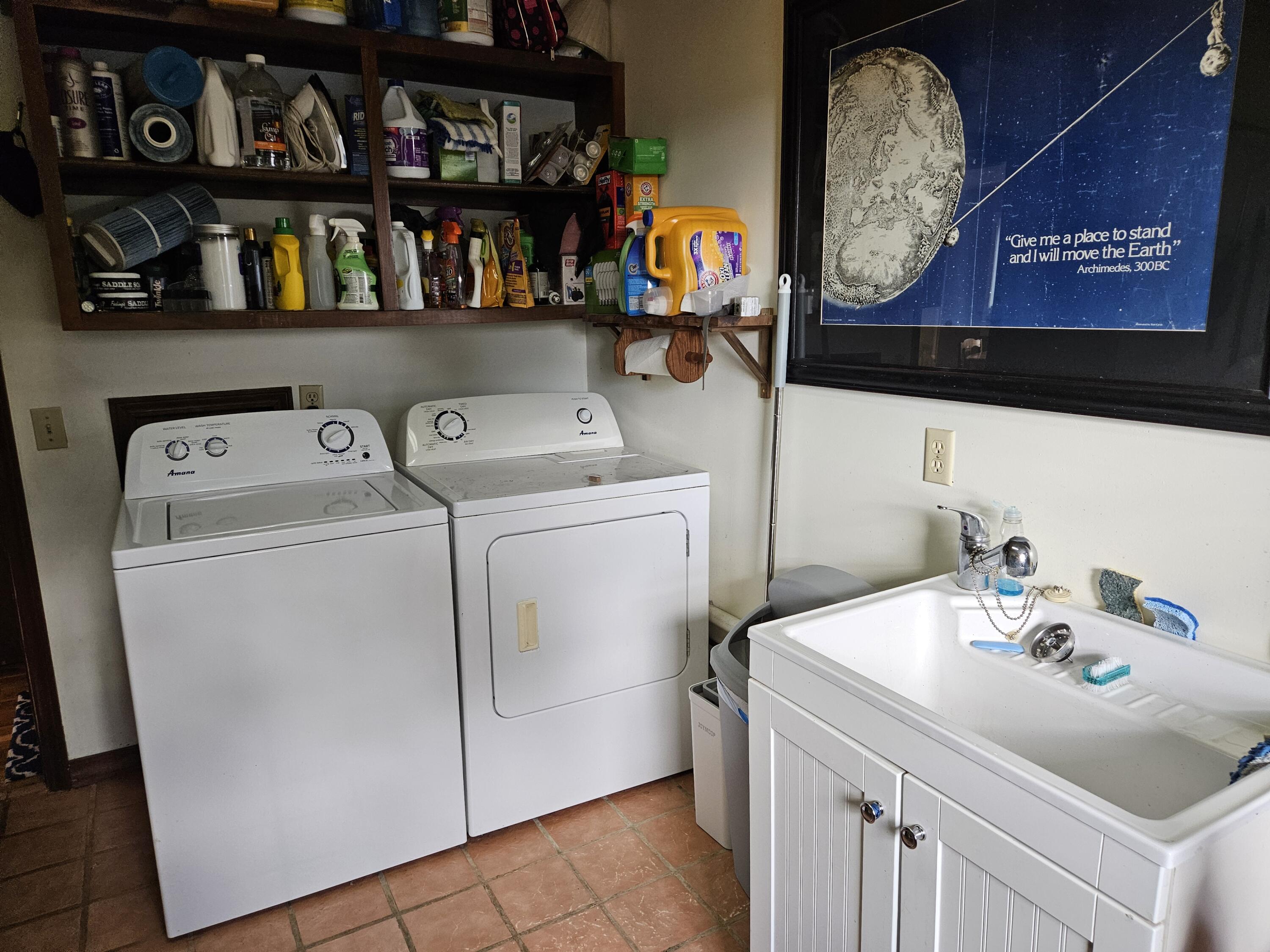 2489 Logan Ridge Road Property Photo 17