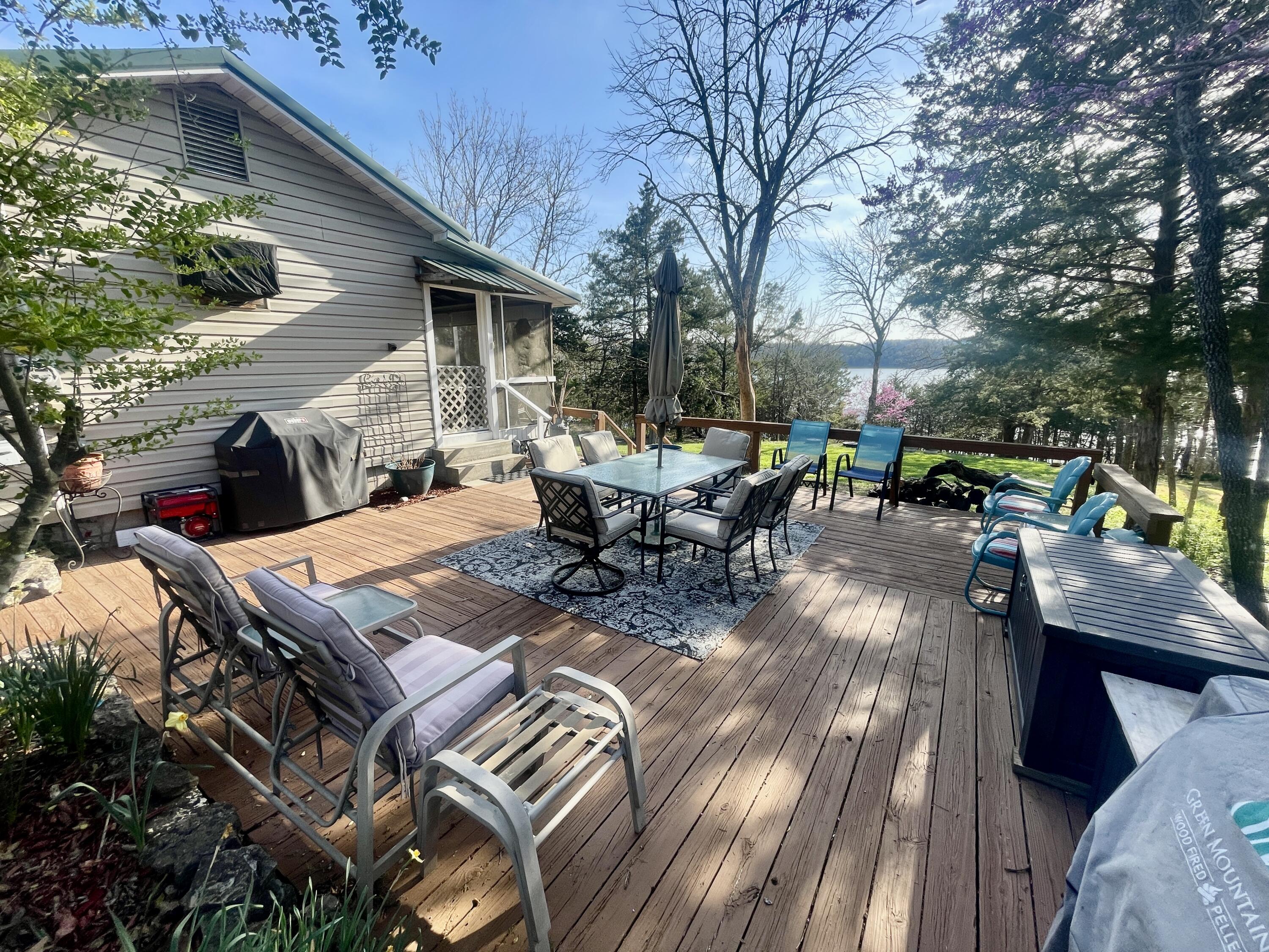 649 Jackson Hollow Road Property Photo 1