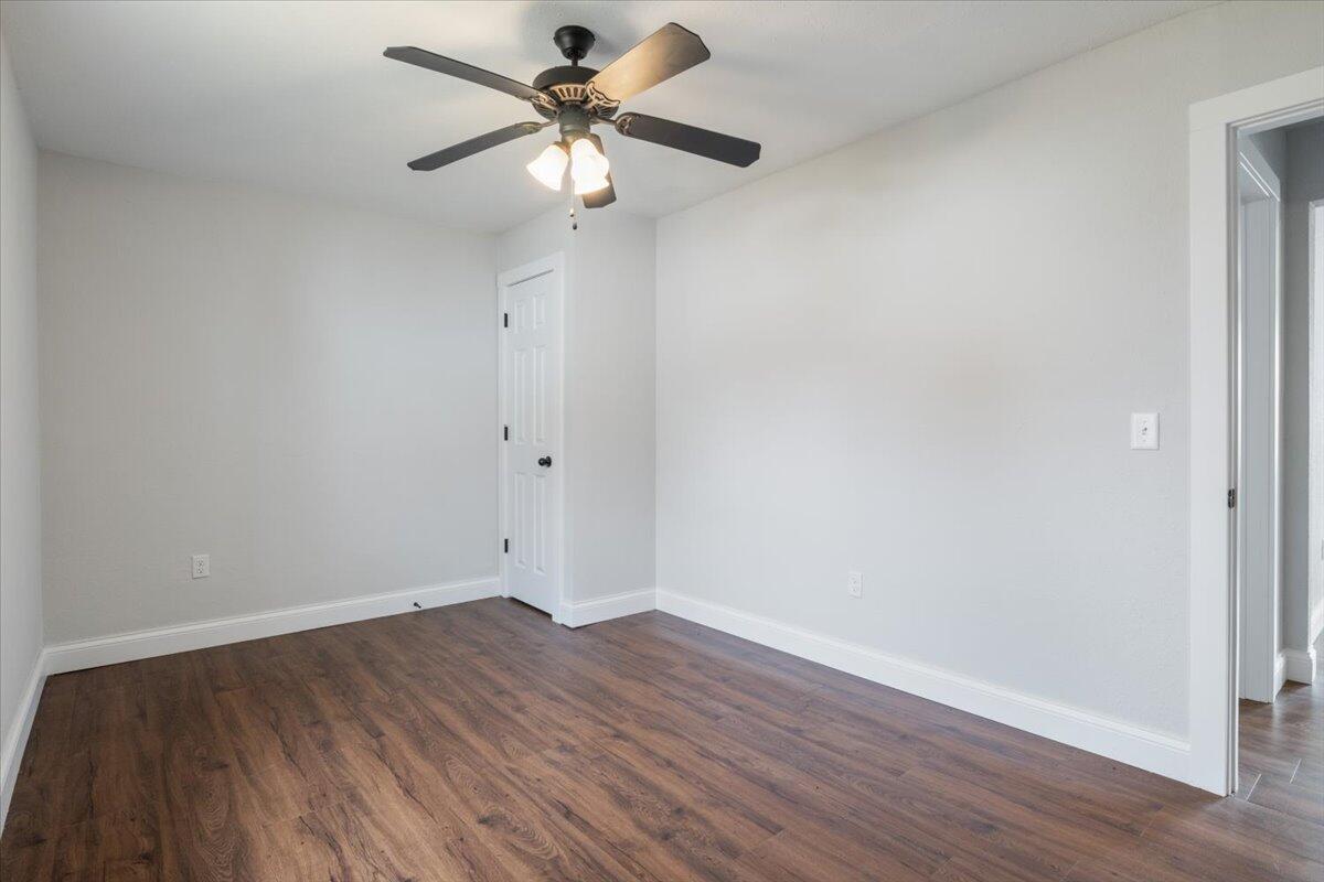 117 West Madison Street Property Photo 14