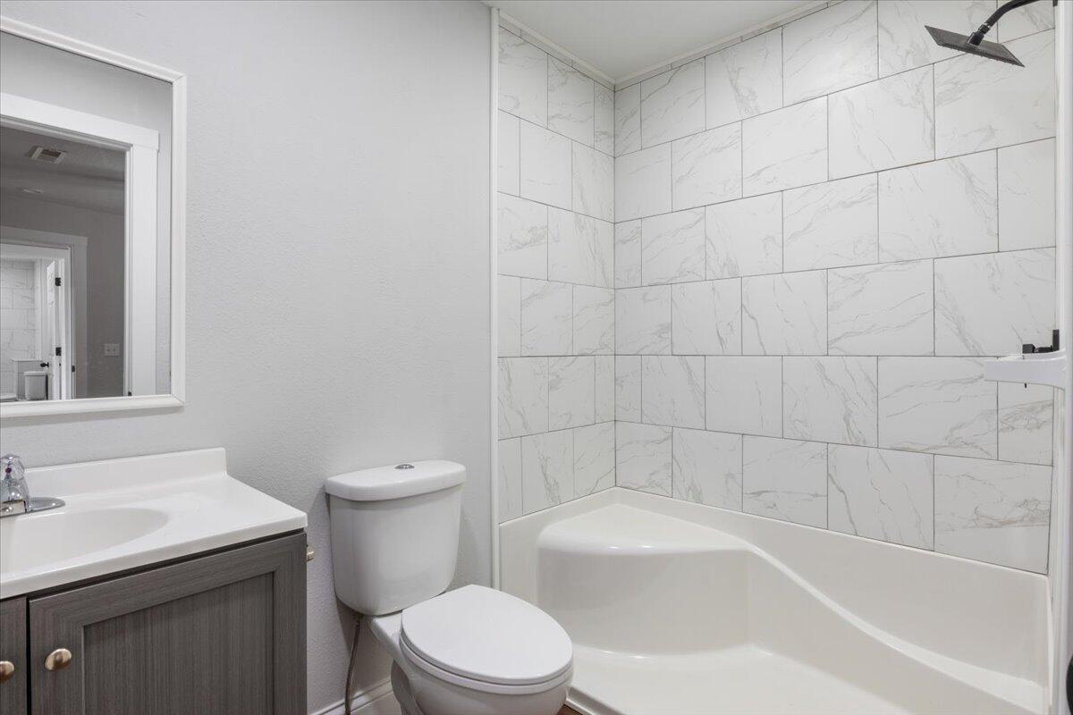 117 West Madison Street Property Photo 18