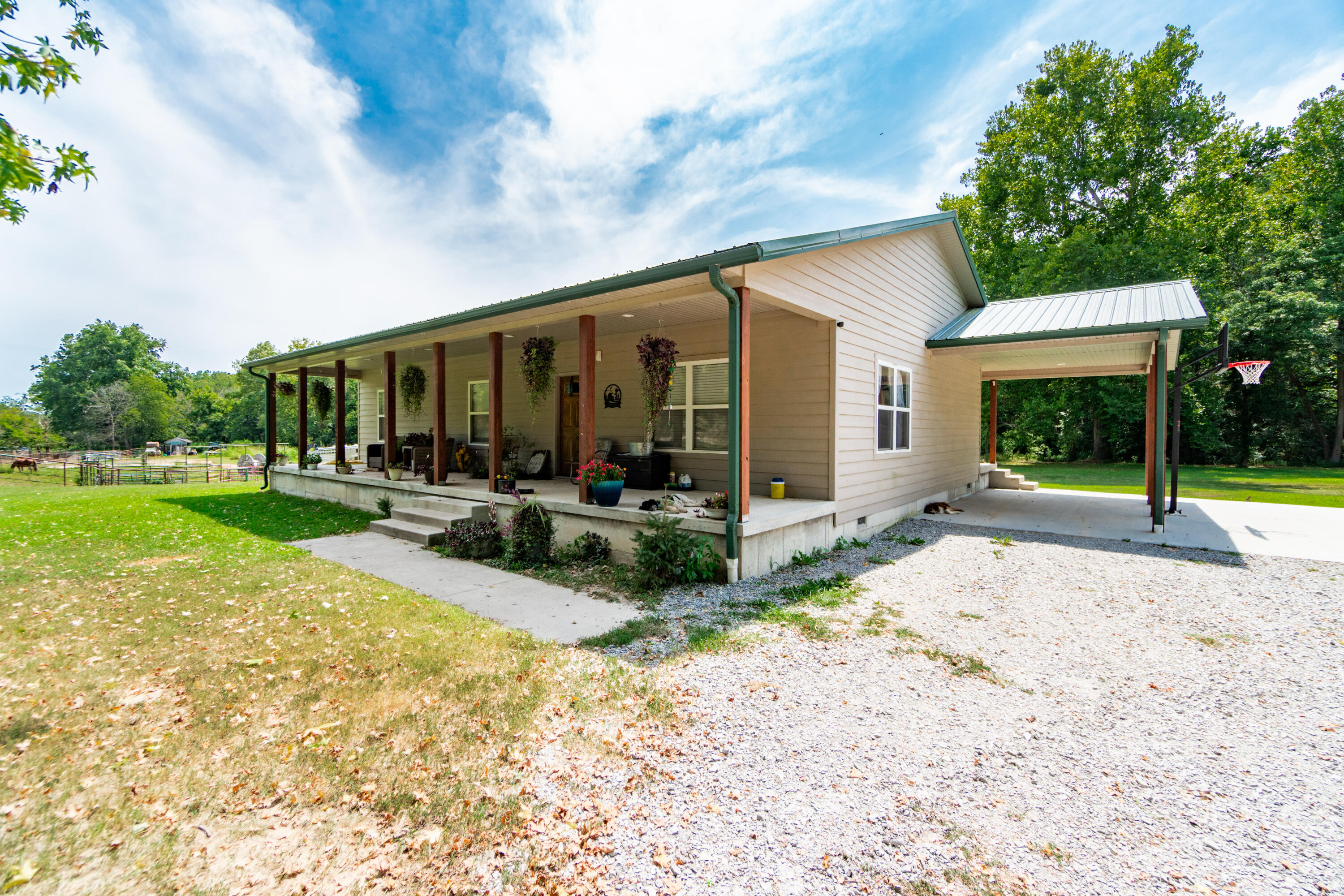 448 & 464 Tick Ridge Road Property Photo 8