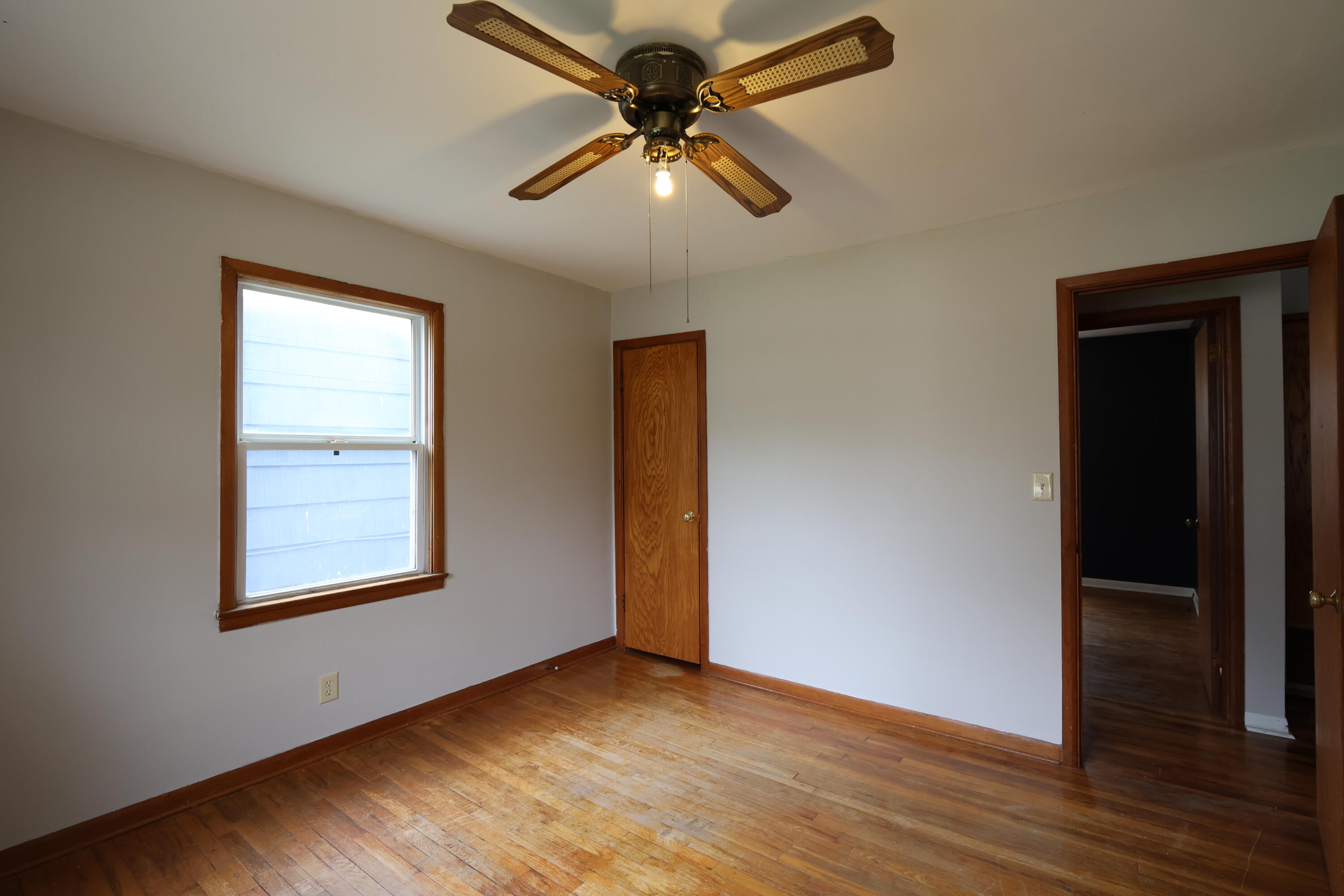 1927 South Weaver Avenue Property Photo 15