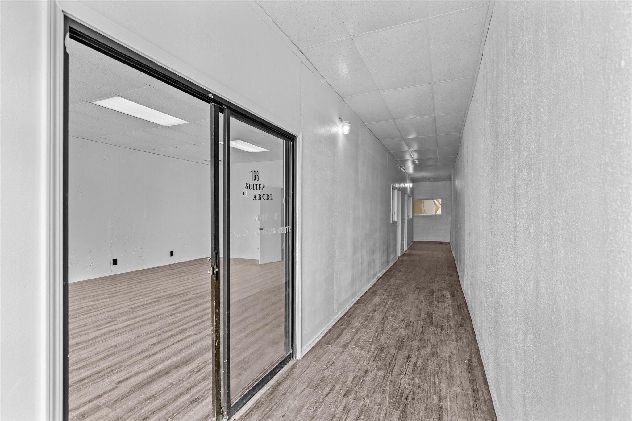 106 East Commercial Street Property Photo 3