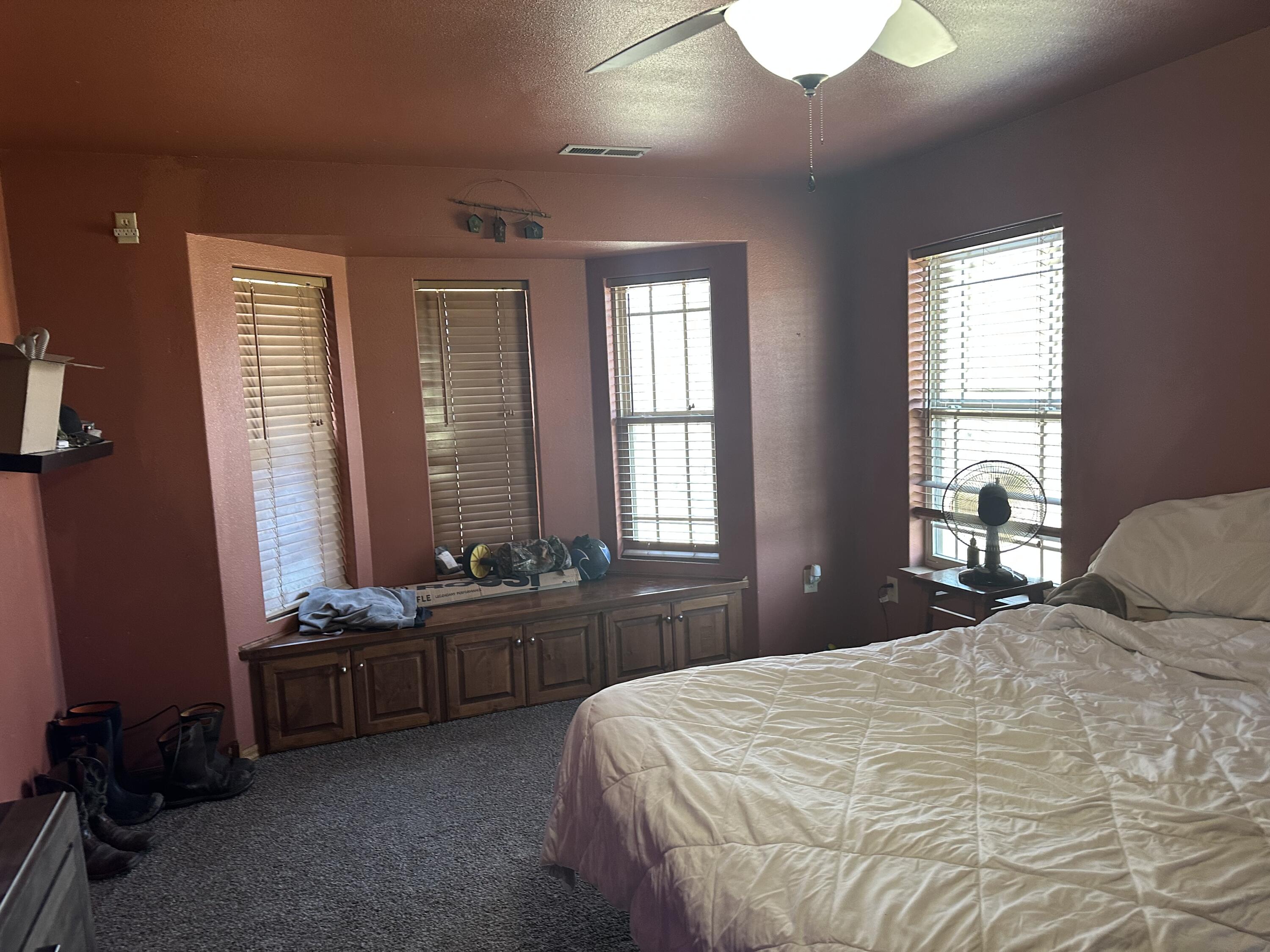 21601 Hershey Lane Property Photo 9