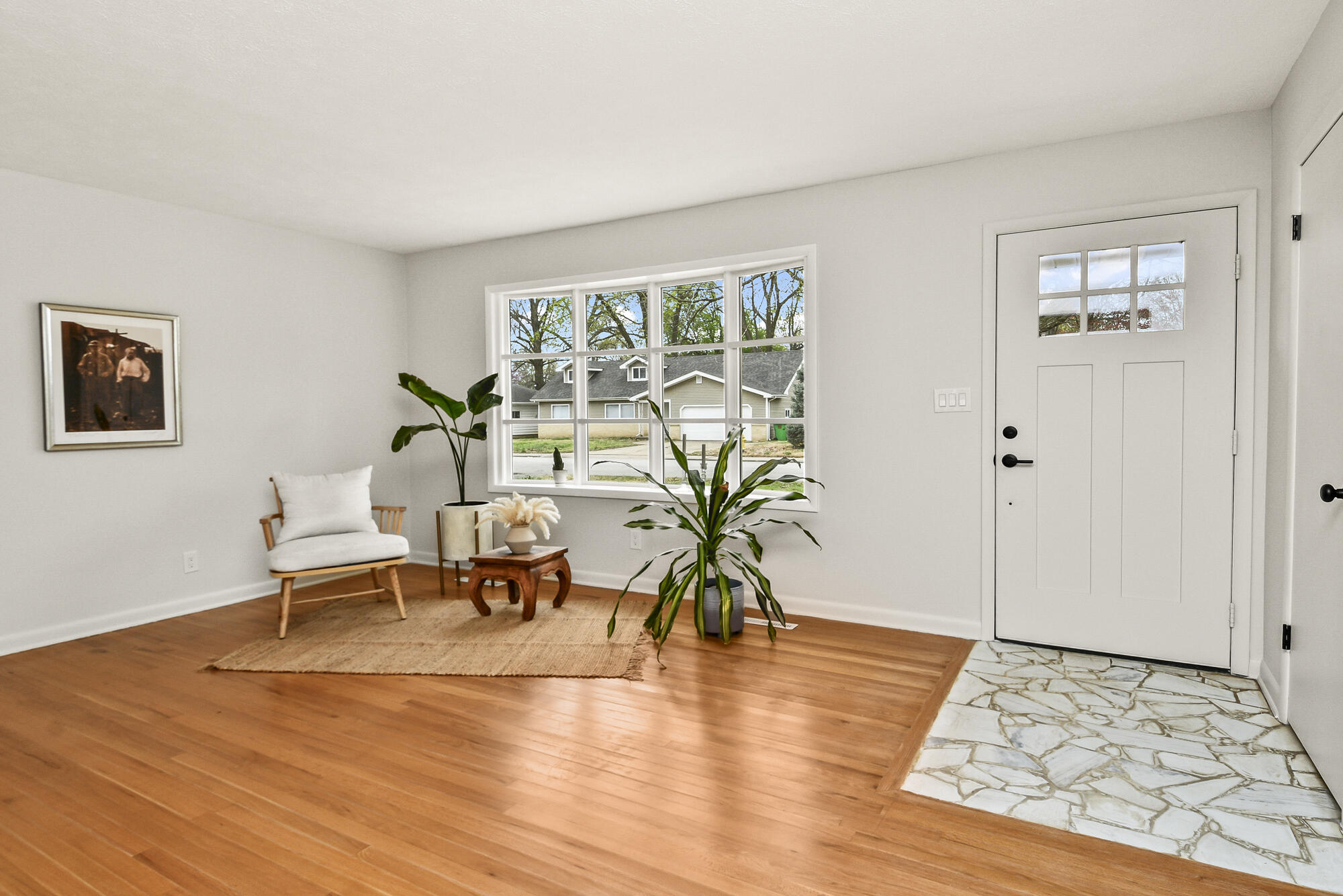 1263 East Woodland Street Property Photo 8