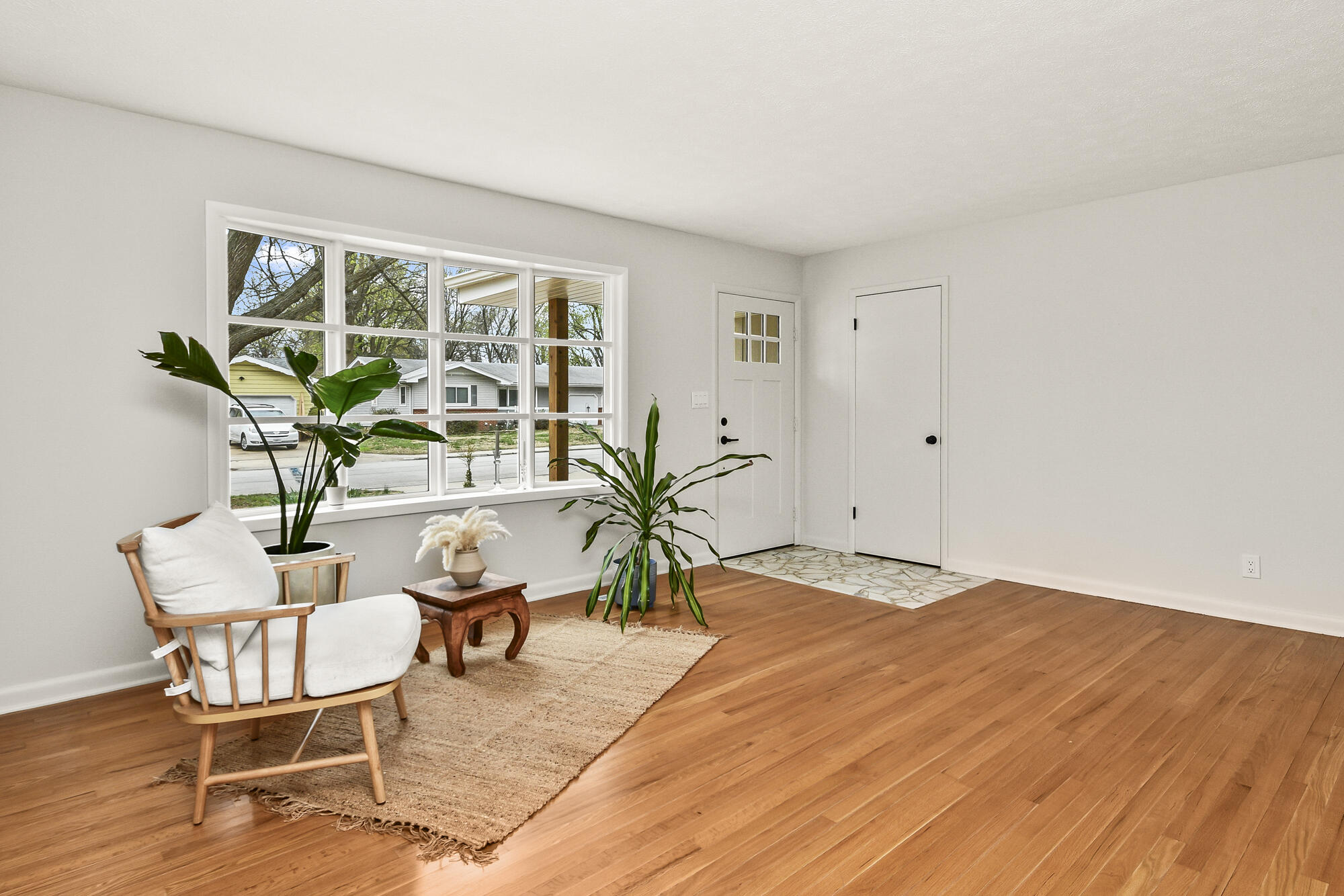 1263 East Woodland Street Property Photo 9