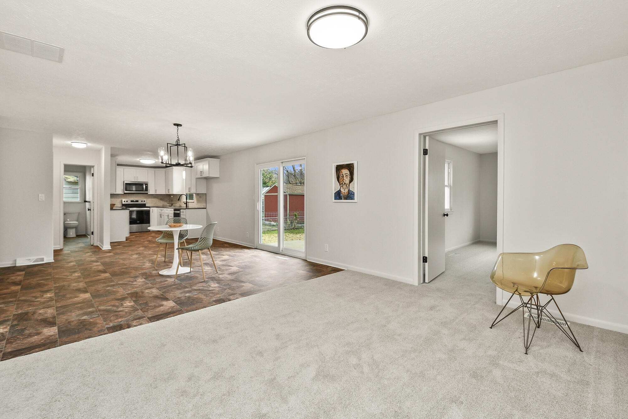 1263 East Woodland Street Property Photo 15
