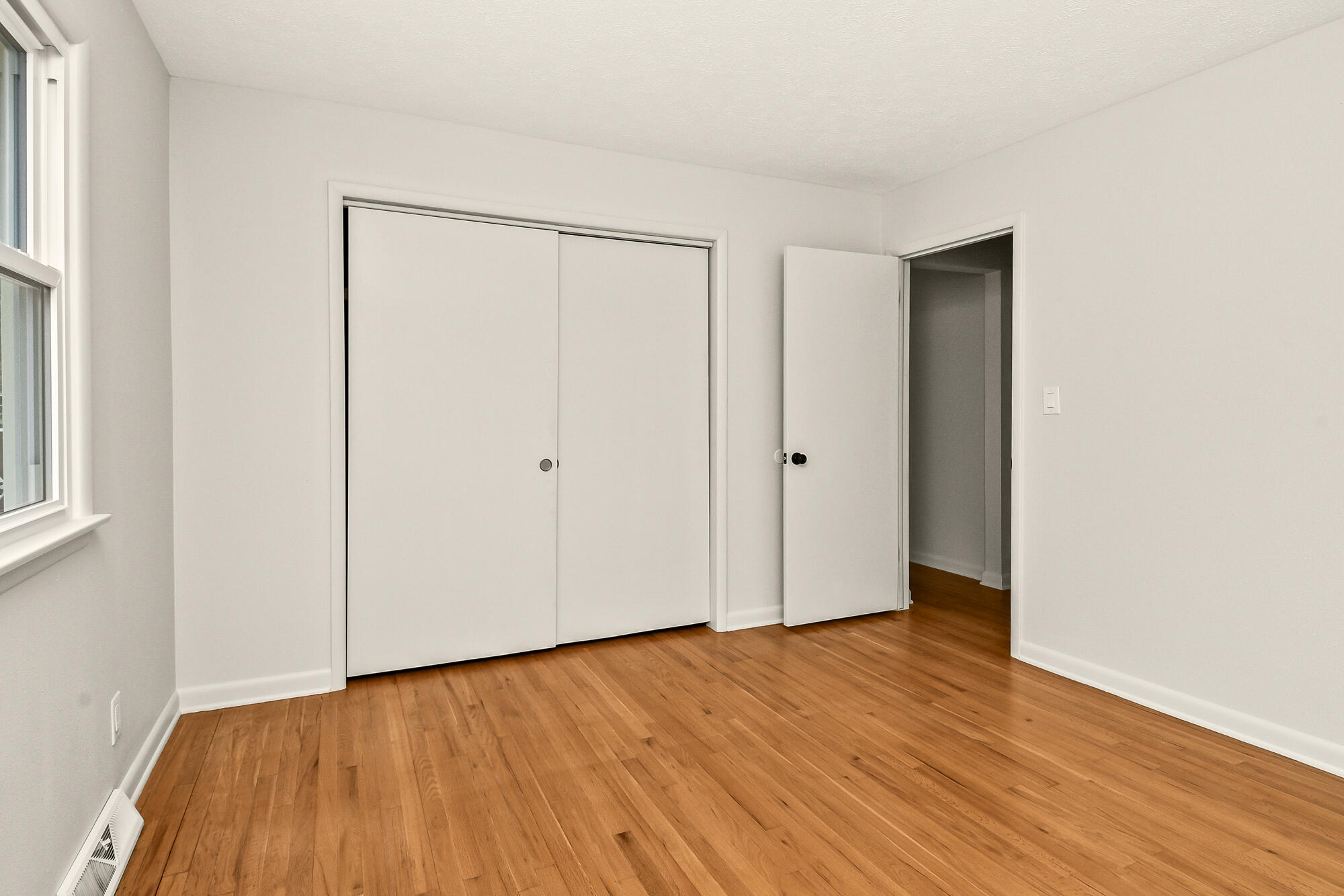1263 East Woodland Street Property Photo 34