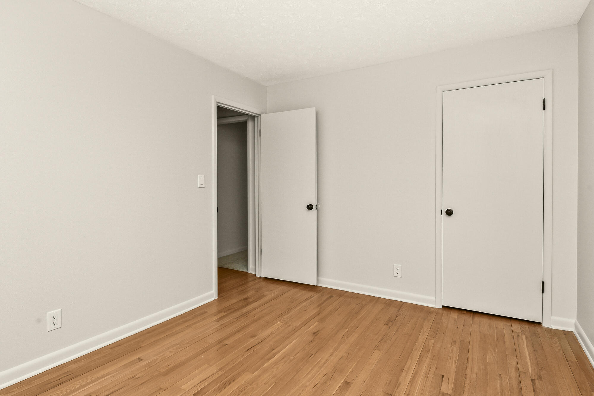 1263 East Woodland Street Property Photo 36