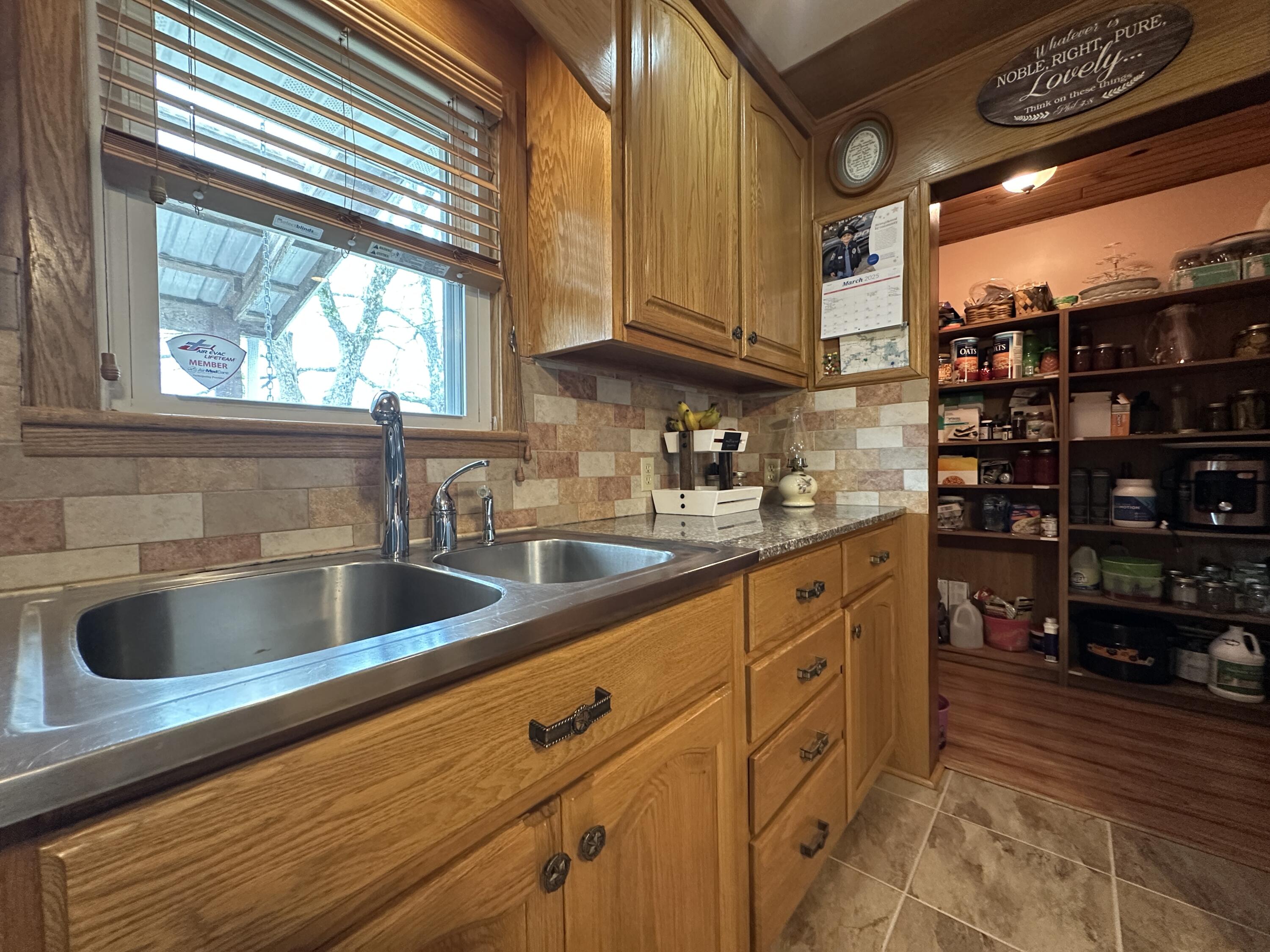 9418 State Route D Property Photo 12