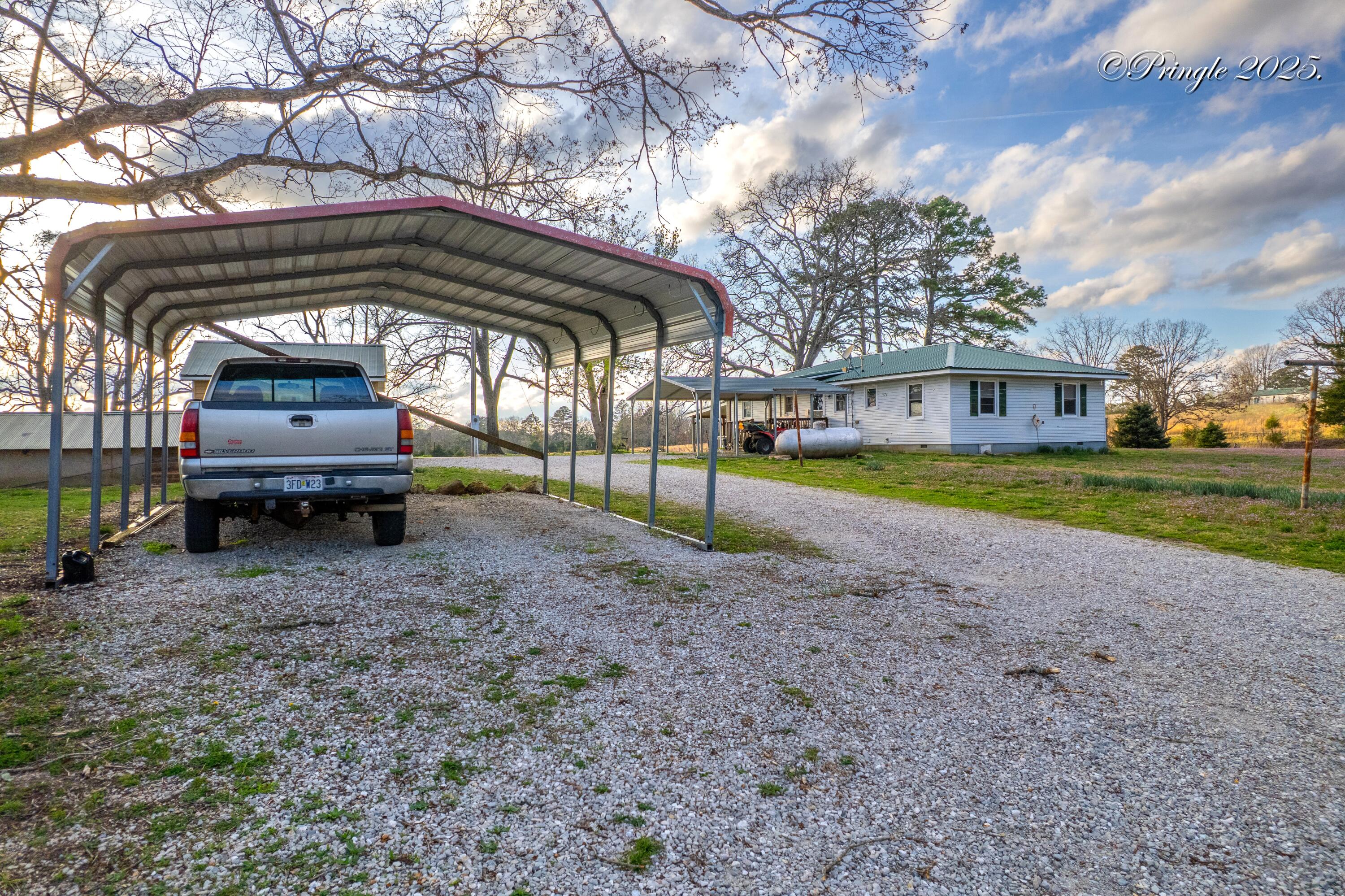 9418 State Route D Property Photo 18