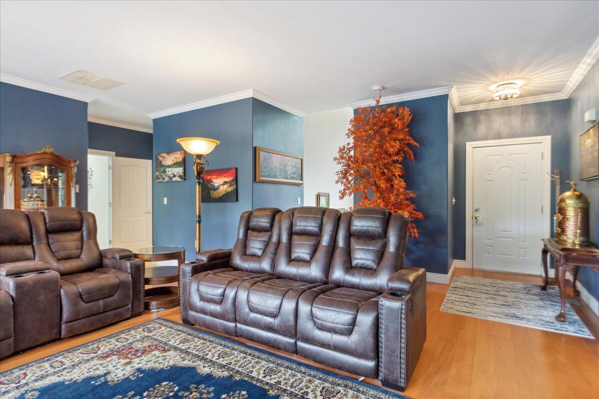 620 Jasmine Drive Property Photo 6
