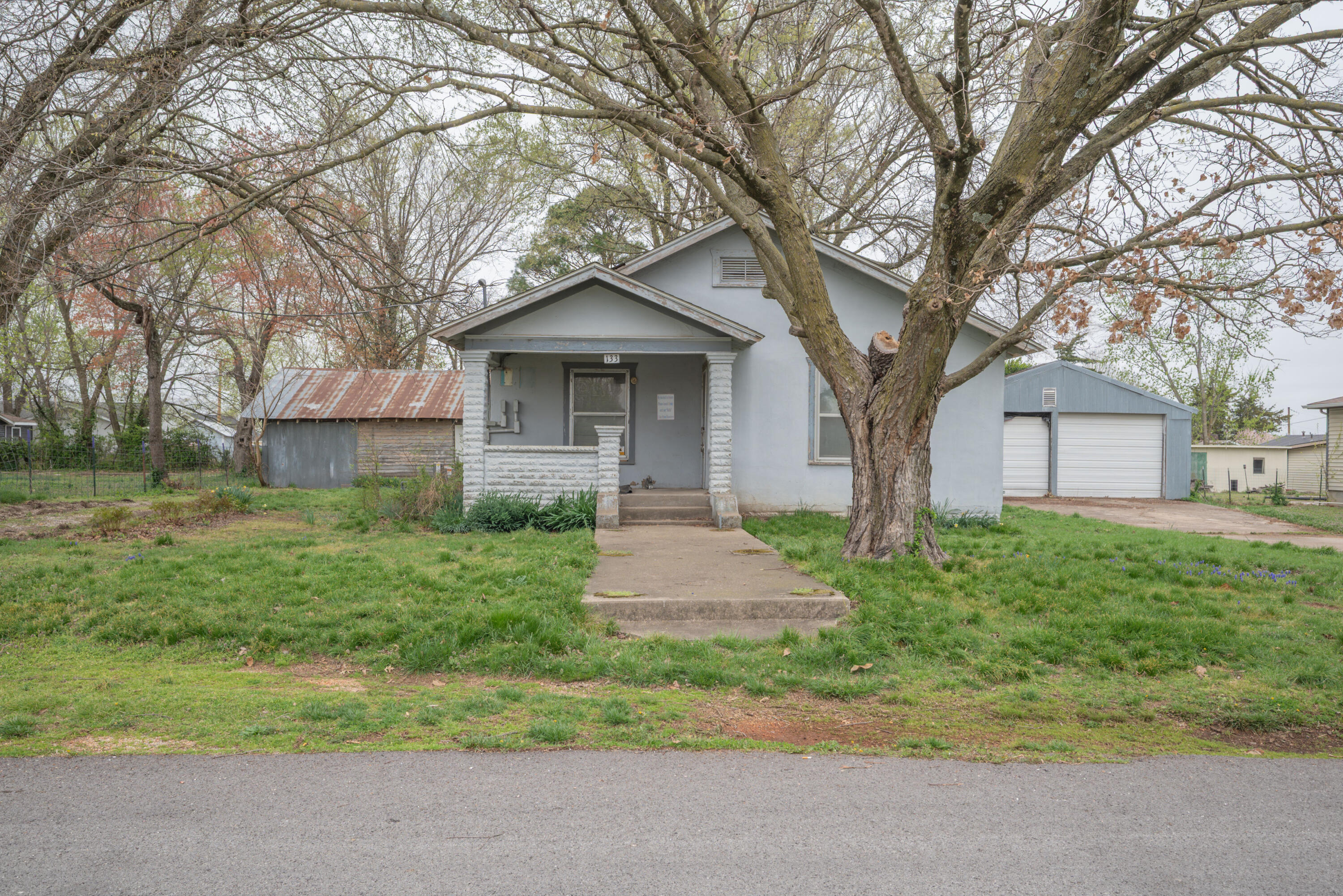 133 South School Street Property Photo 1