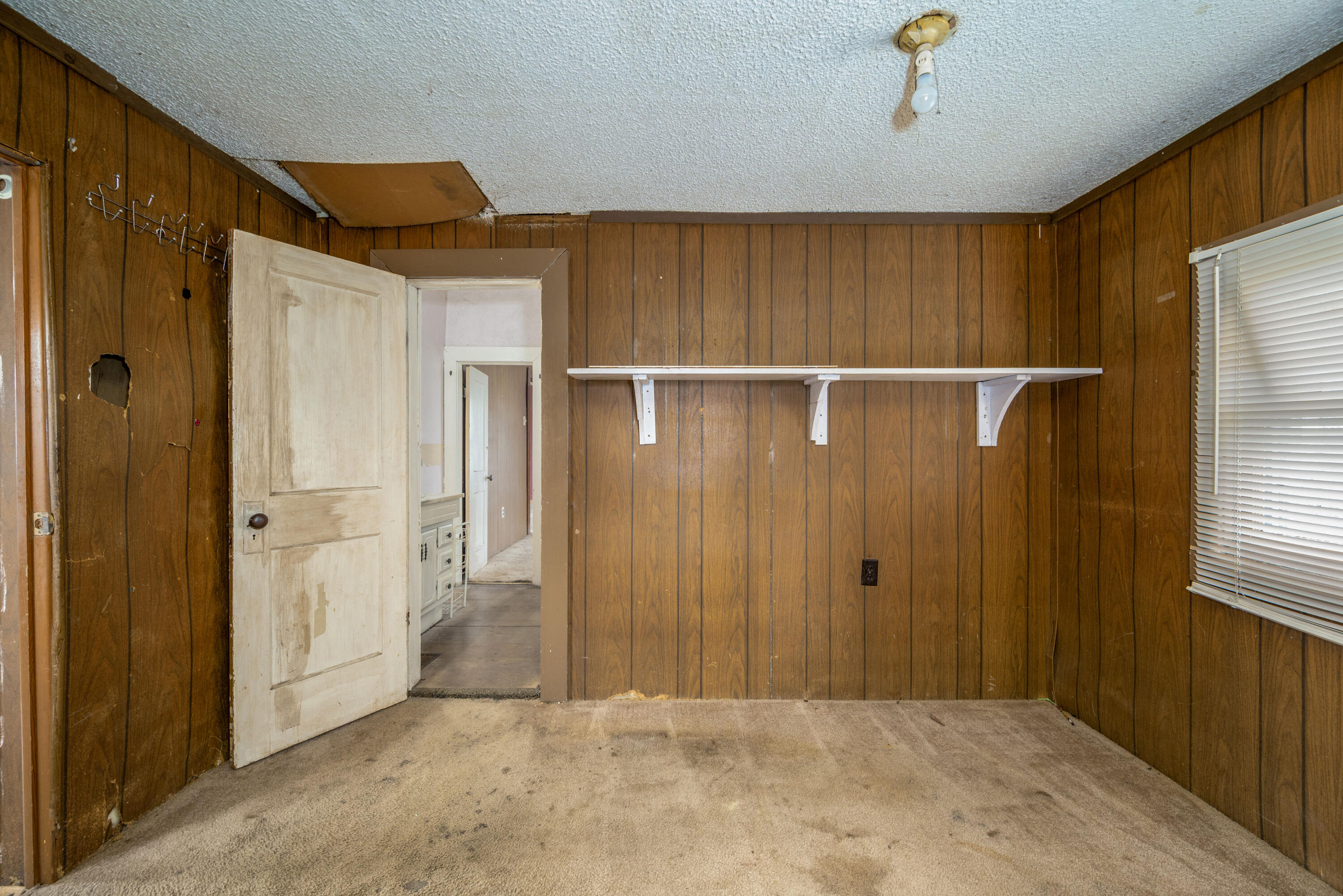 133 South School Street Property Photo 14