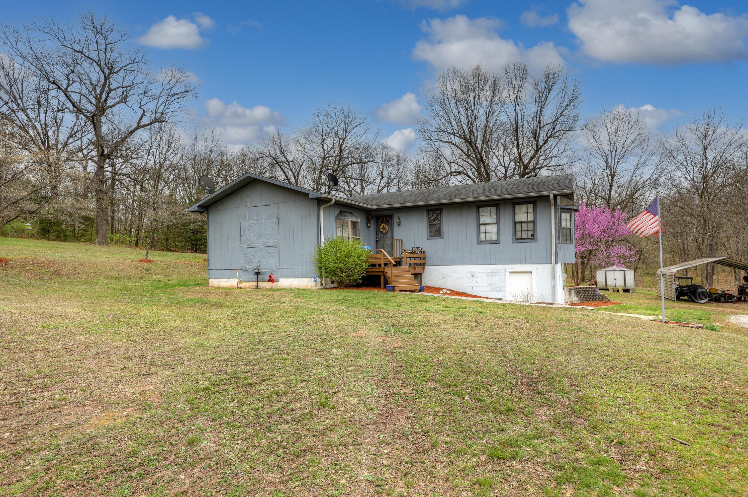 17669 Kentucky Road Property Photo 1