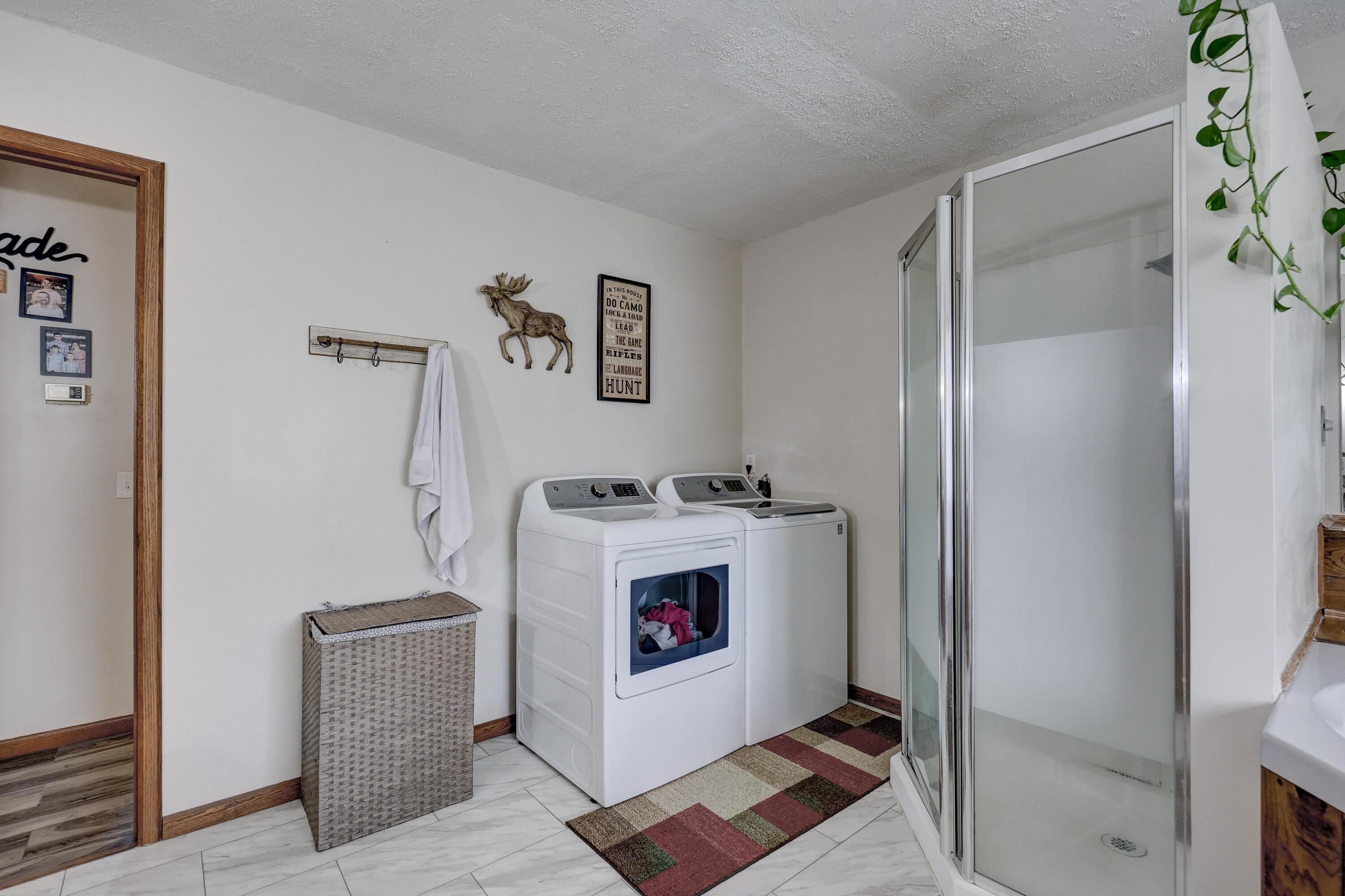 17669 Kentucky Road Property Photo 17
