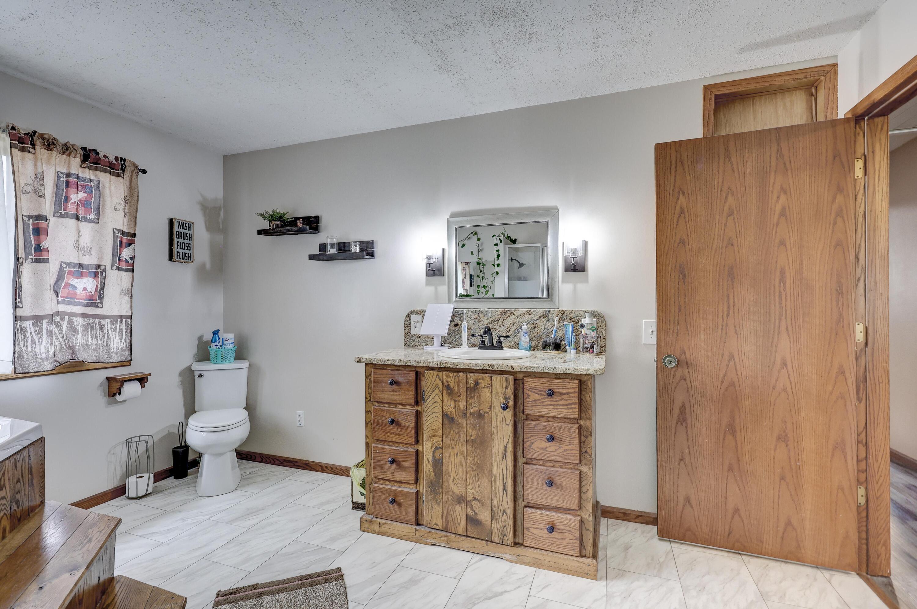 17669 Kentucky Road Property Photo 18