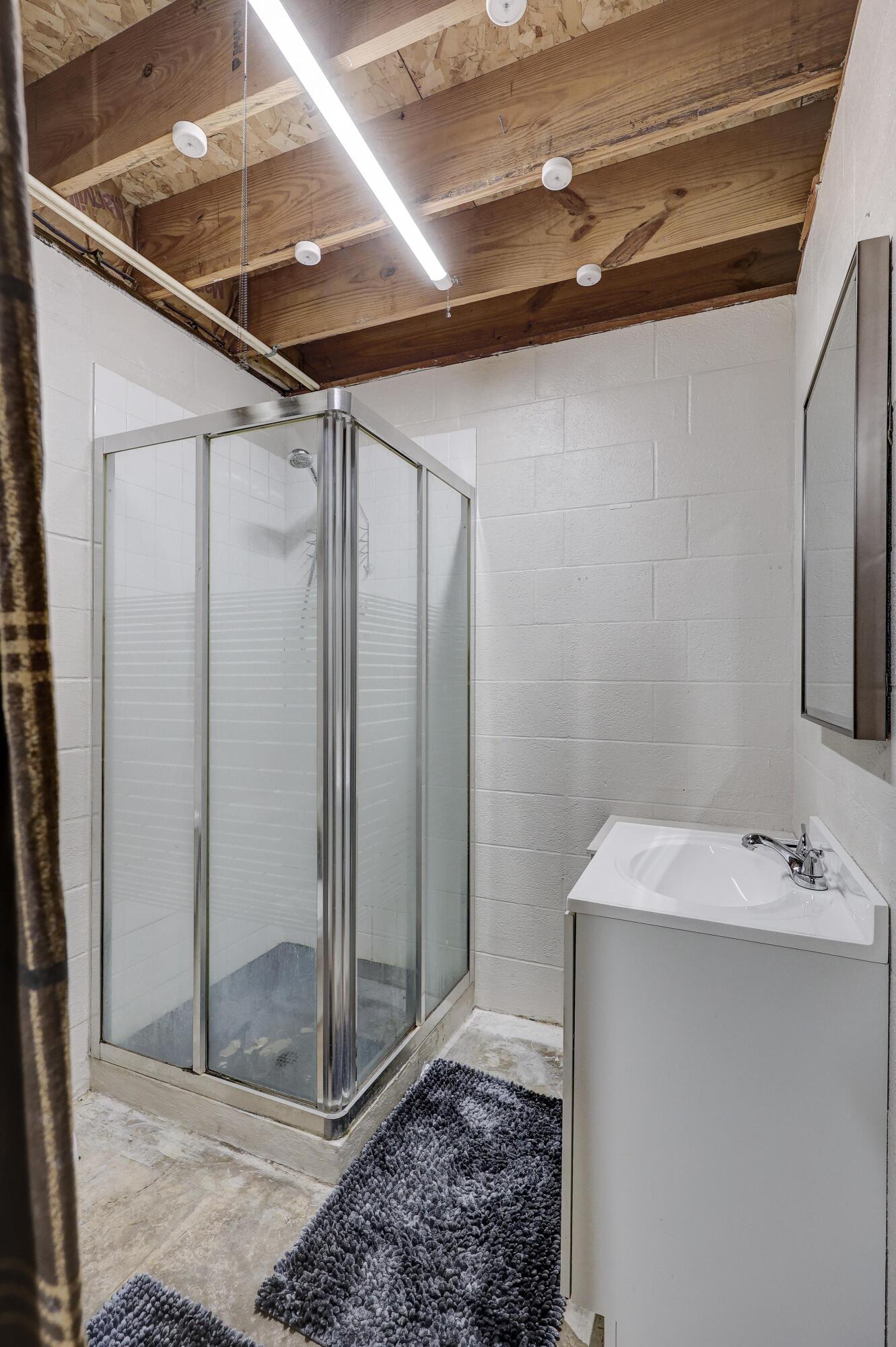 17669 Kentucky Road Property Photo 32