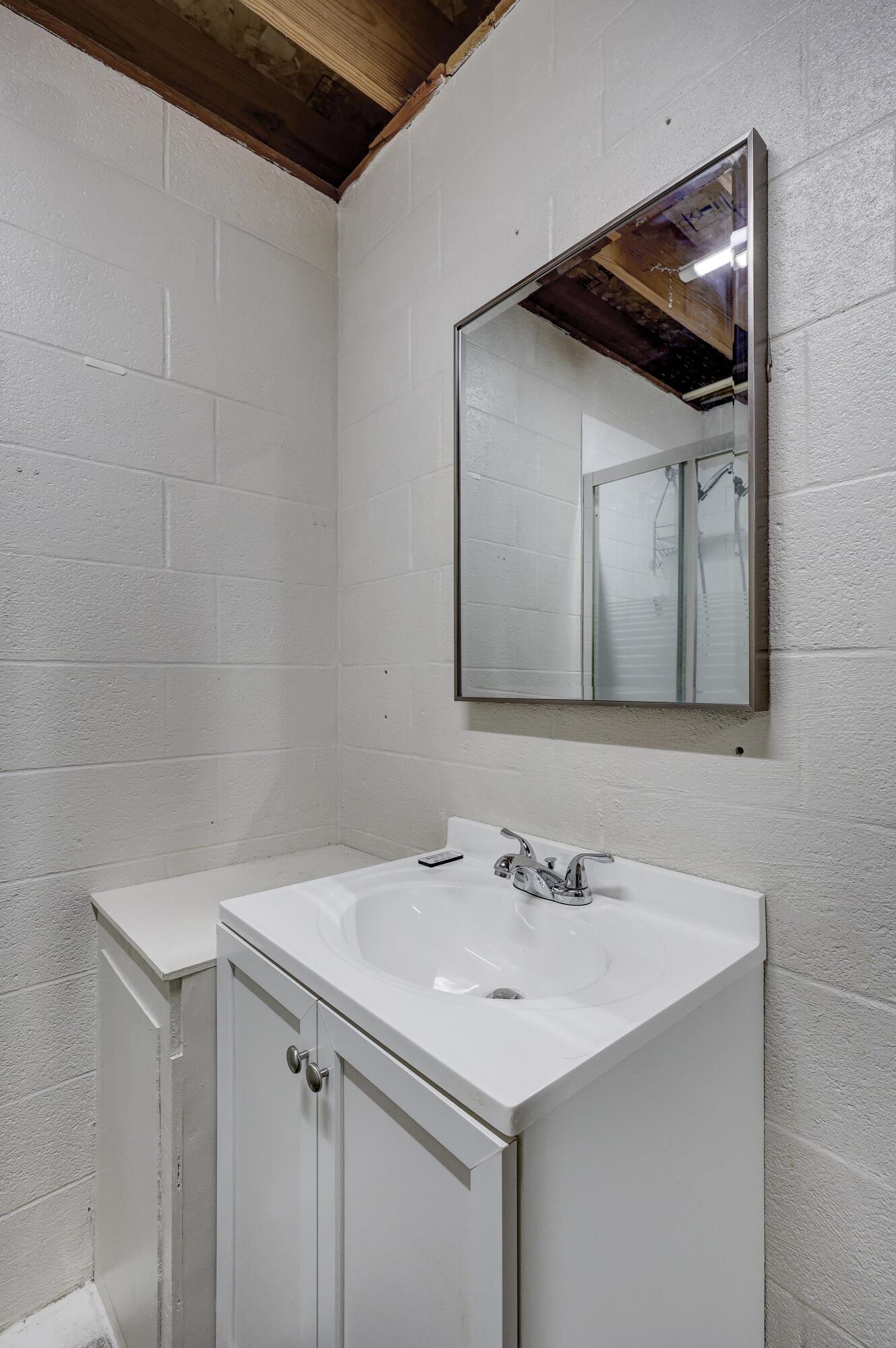 17669 Kentucky Road Property Photo 33