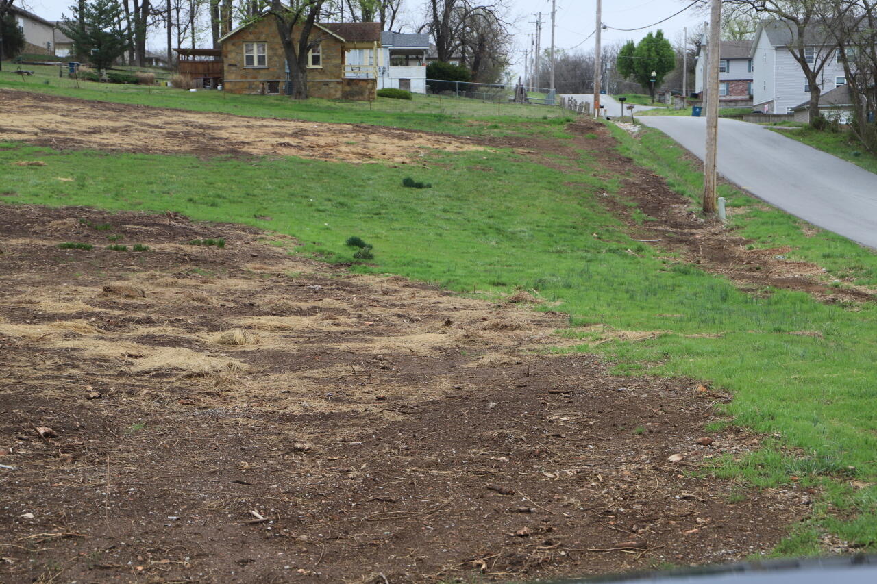 1310 Reid Road Property Photo 2