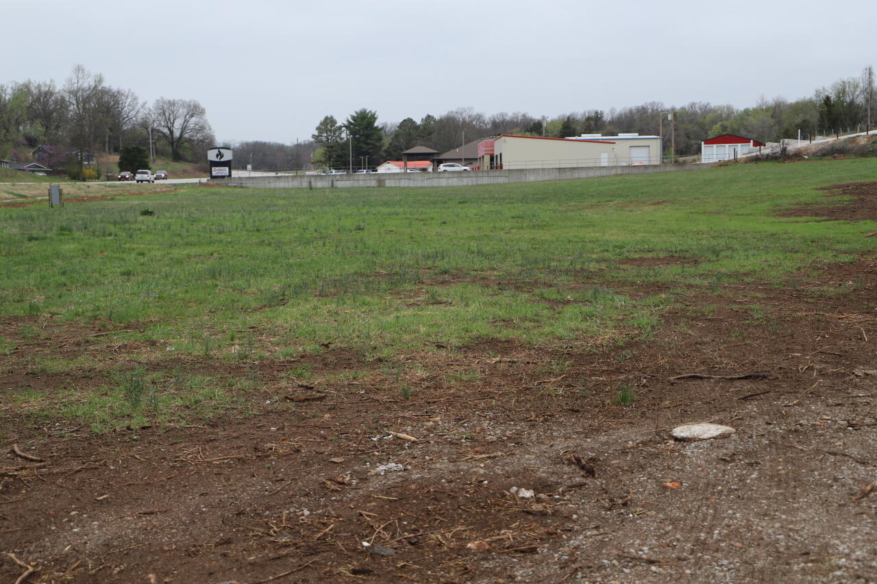 1310 Reid Road Property Photo 3