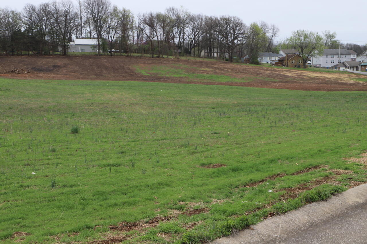 1310 Reid Road Property Photo 6