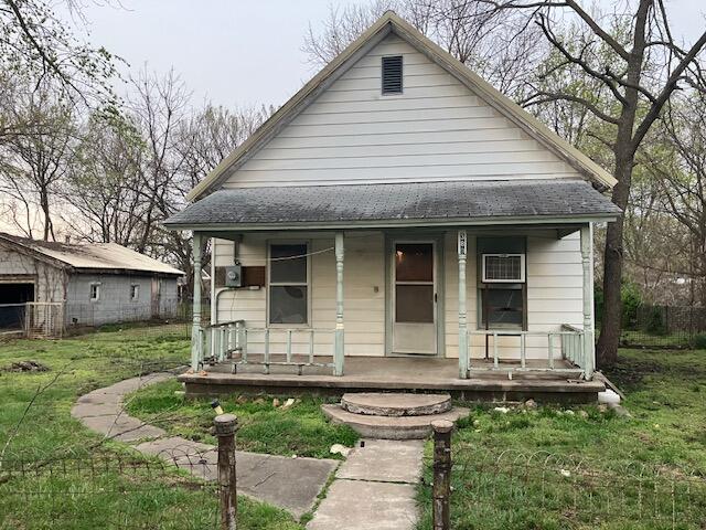 389 Grant Property Photo