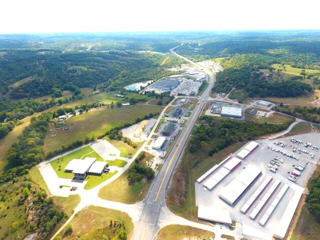 21145 Us Highway 71 Property Photo