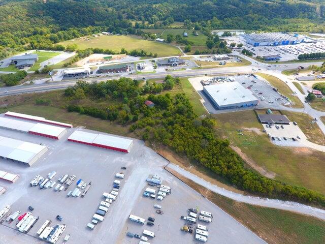 21145 Us Highway 71 Property Photo 16
