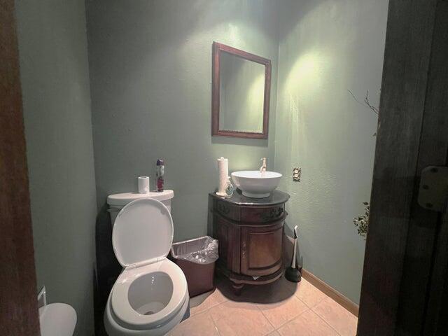 417 Main Street Property Photo 4