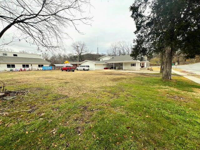417 Main Street Property Photo 10
