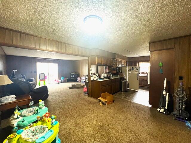 417 Main Street Property Photo 25