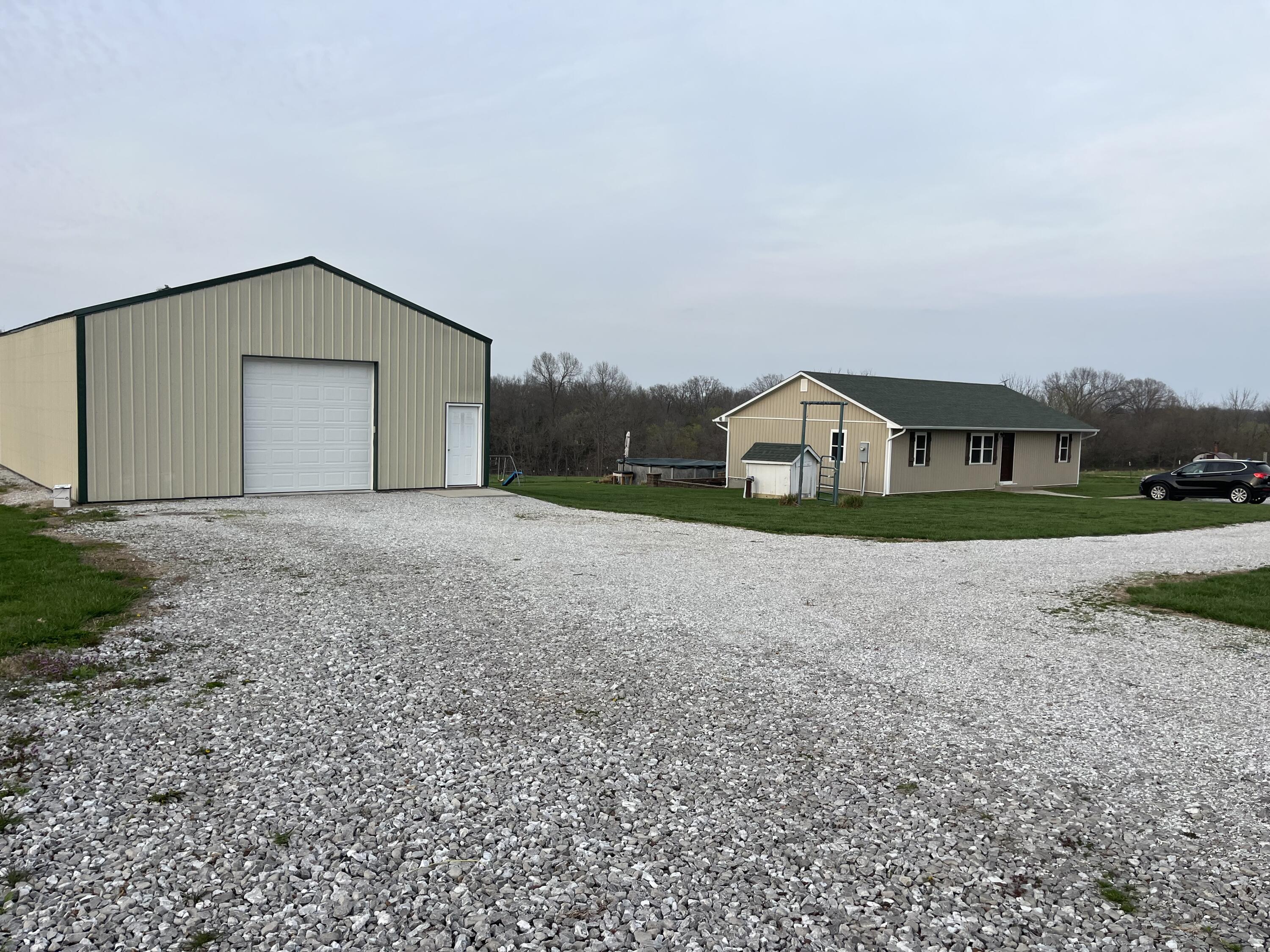 2051 Holt Spring Road Property Photo 2