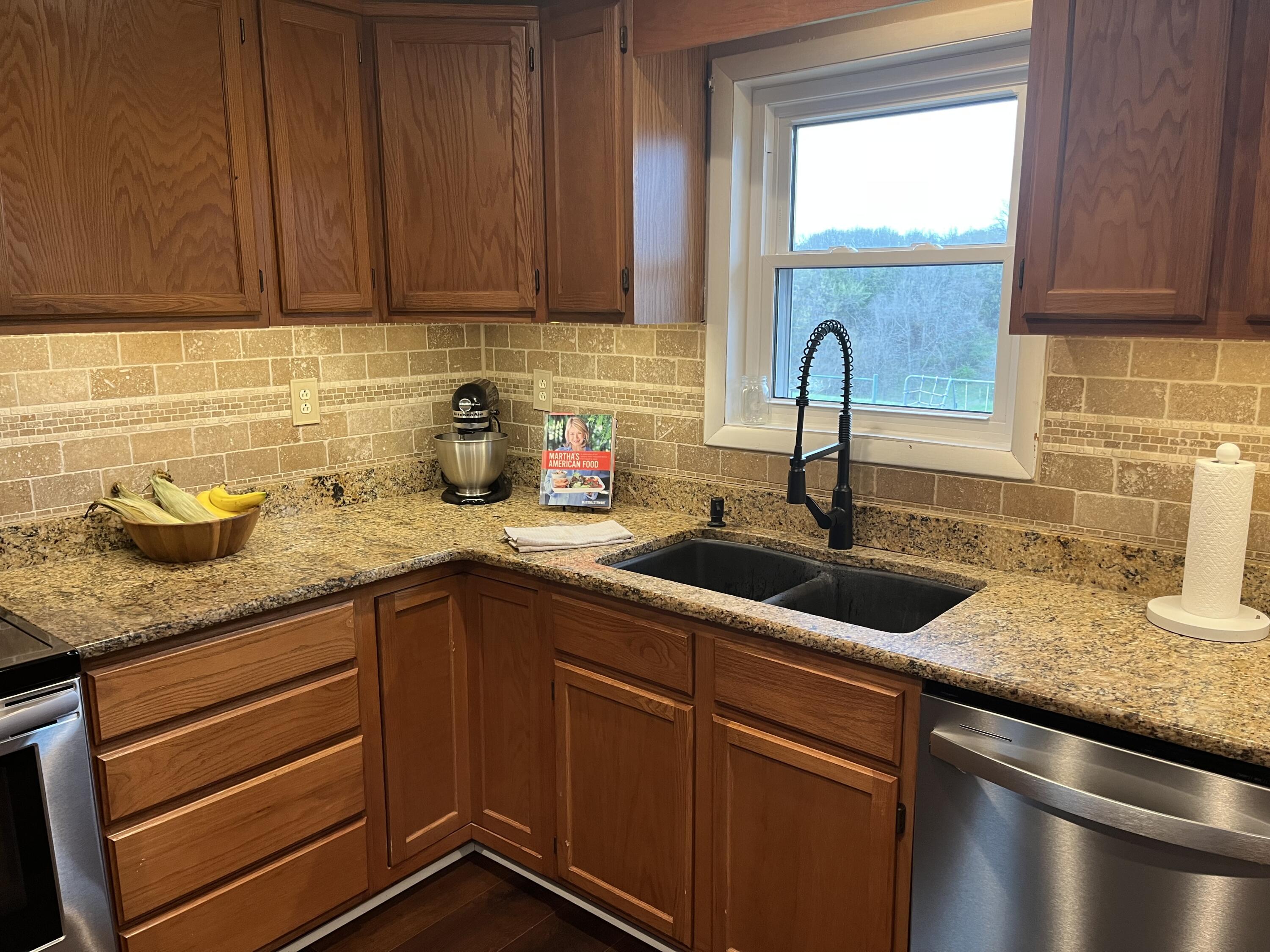 2051 Holt Spring Road Property Photo 12