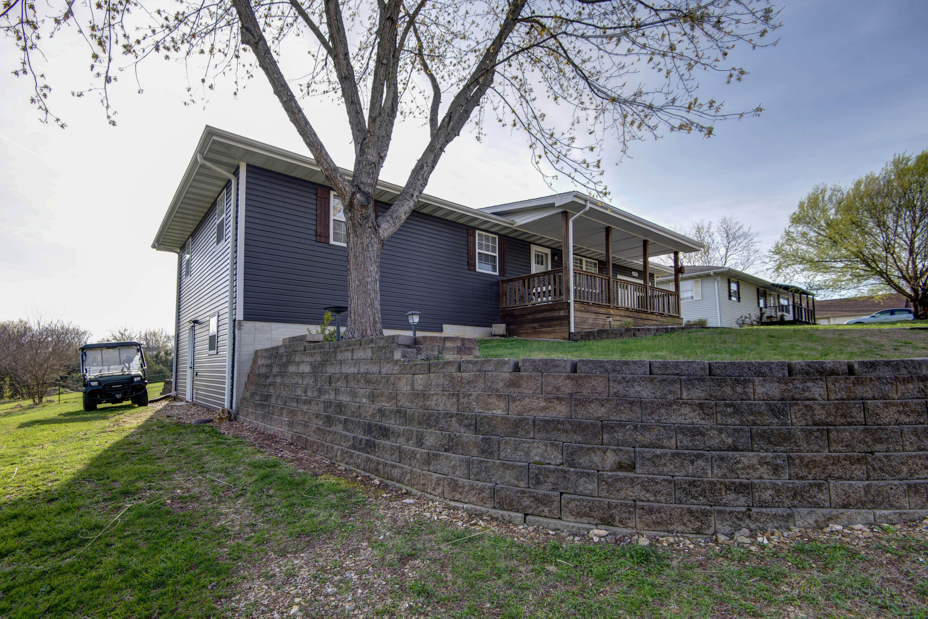 498 Ash Street Property Photo 3