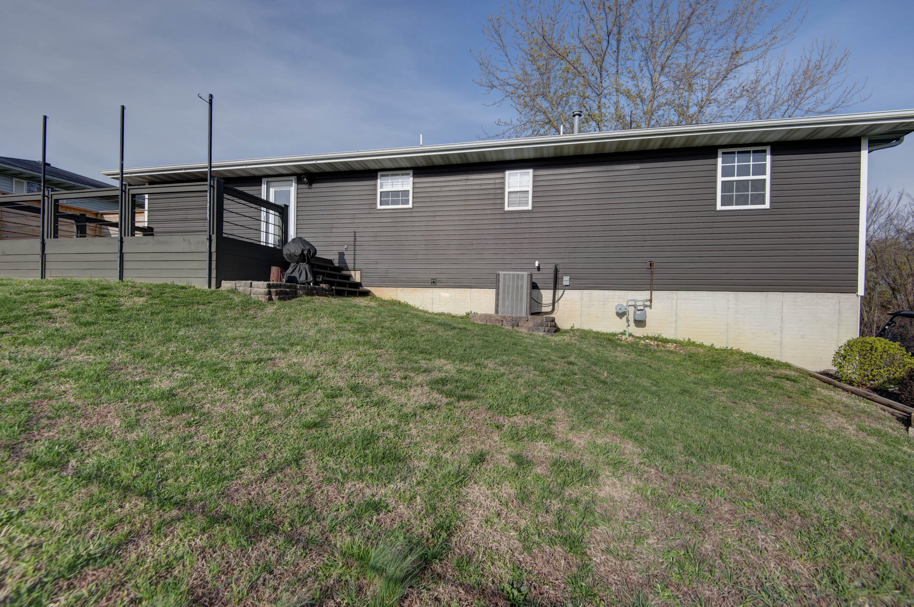 498 Ash Street Property Photo 29