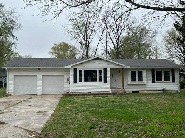 303 Missouri Avenue Property Photo 1