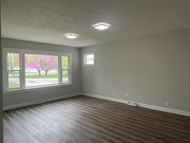 303 Missouri Avenue Property Photo 5