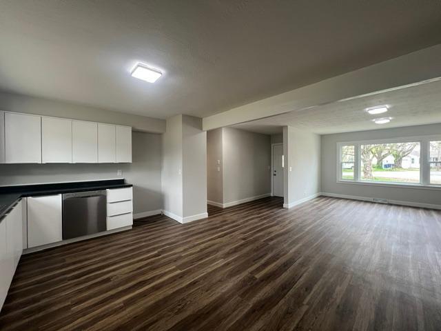 303 Missouri Avenue Property Photo 7