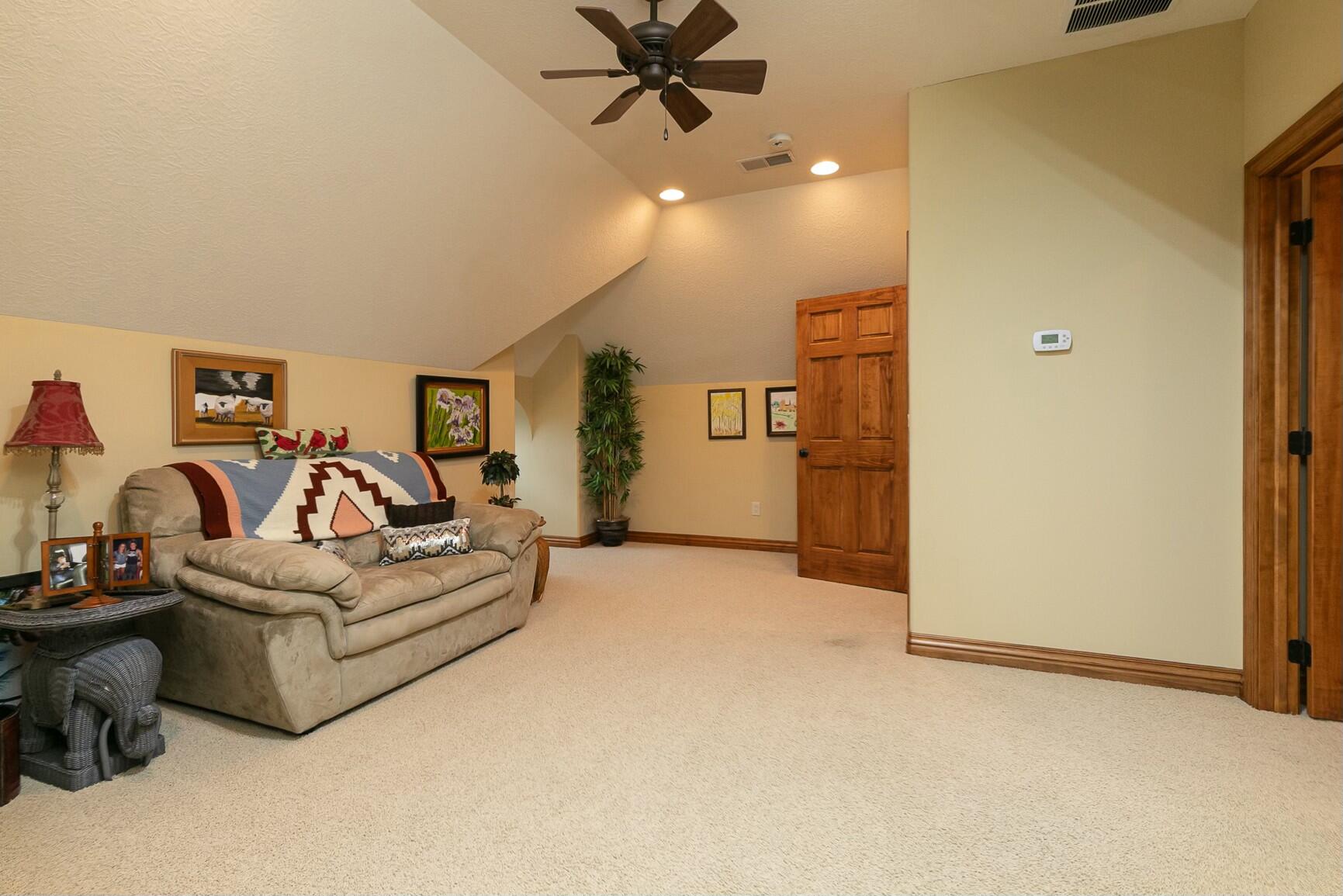 3219 West Rivulet Pass Property Photo 41