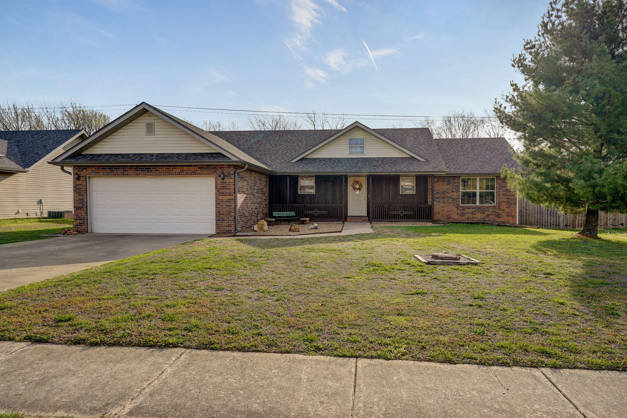 812 Fox Creek Road Property Photo