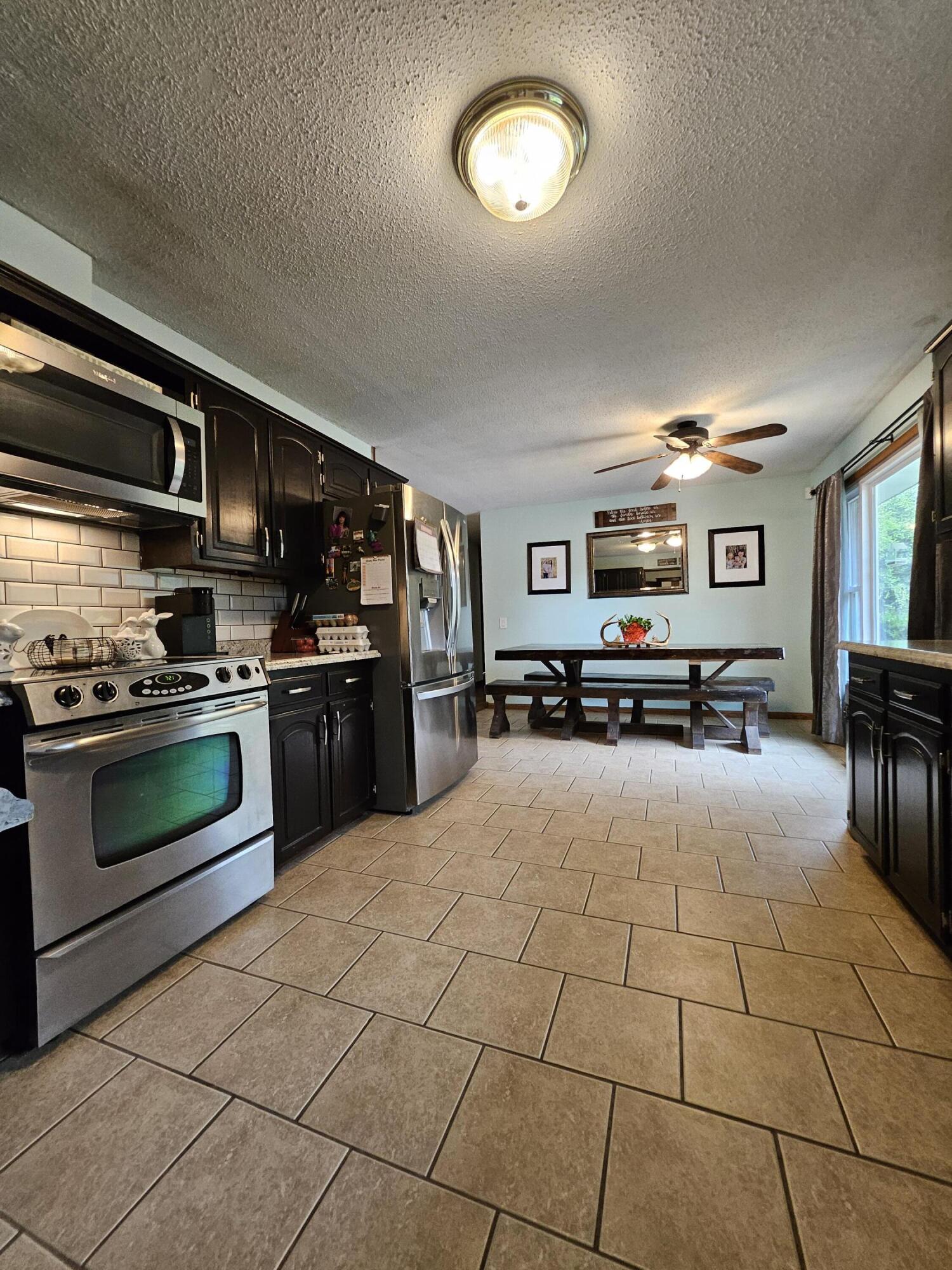 8798 Vole Drive Property Photo 8