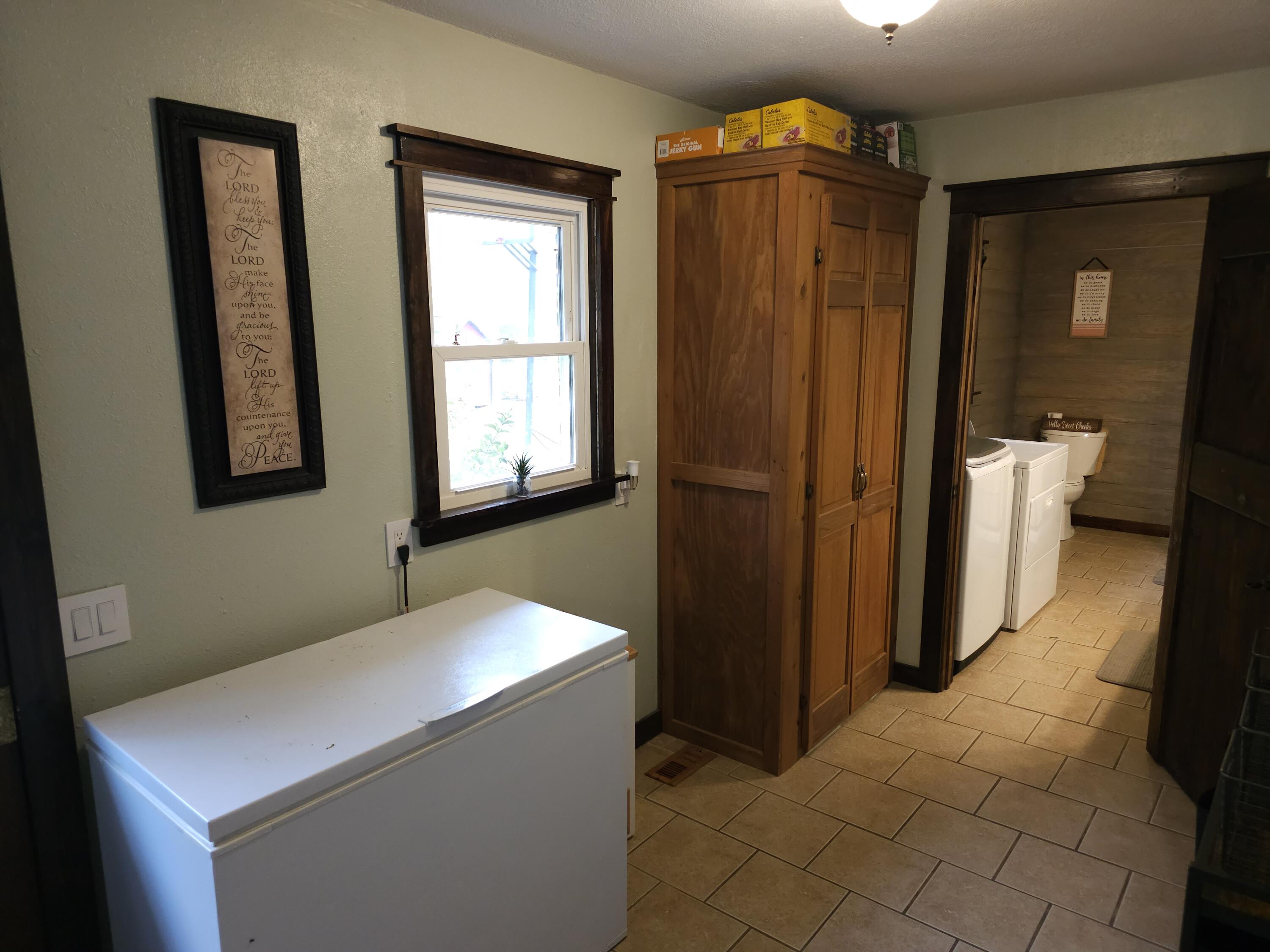 8798 Vole Drive Property Photo 30
