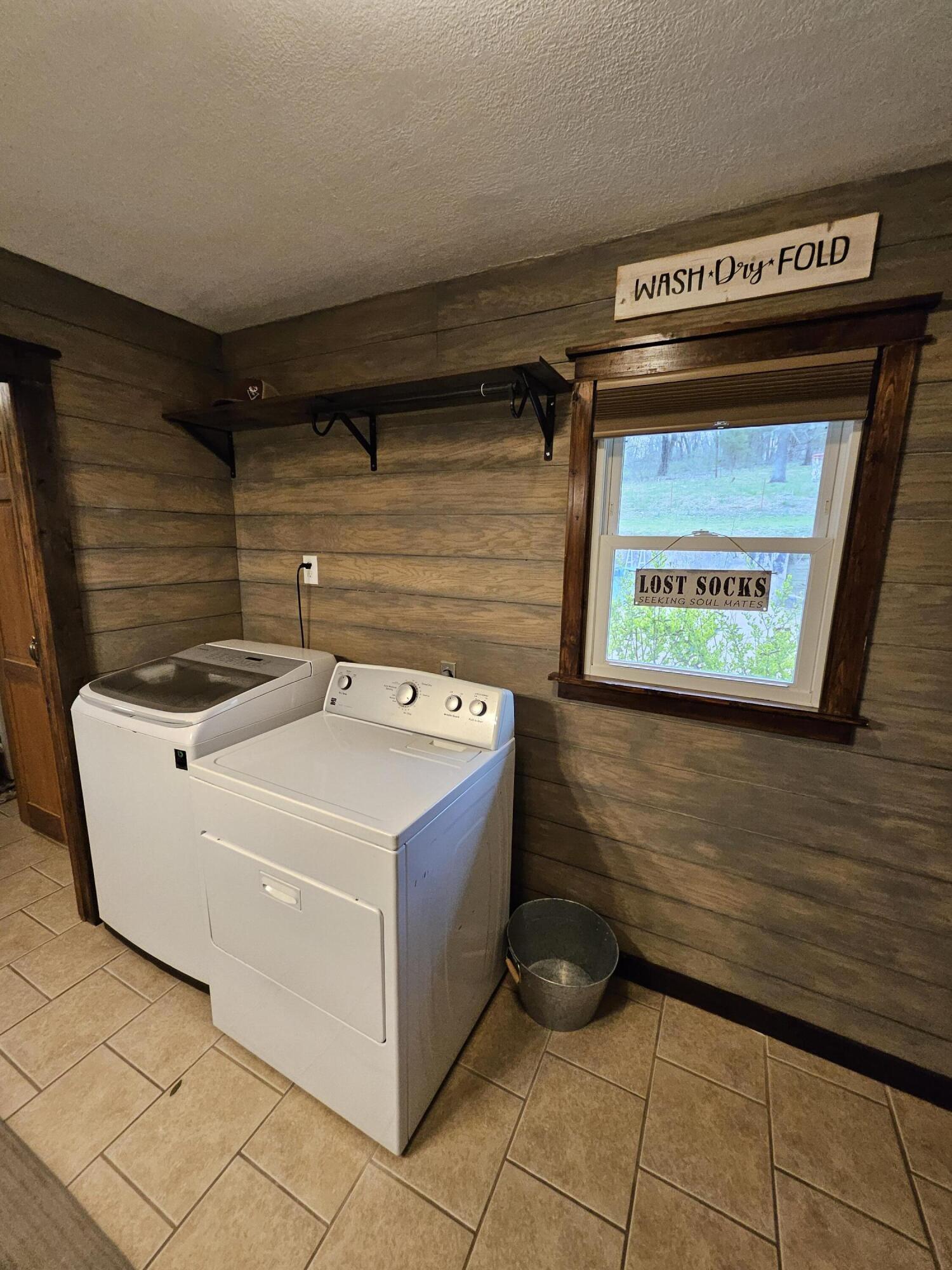 8798 Vole Drive Property Photo 31